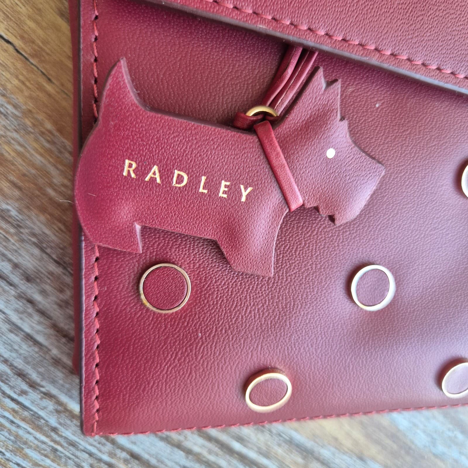NWT Radley London Broad Street Studded Red Berry Leather Clutch Bag Zip/Snap - Thumbnail 4