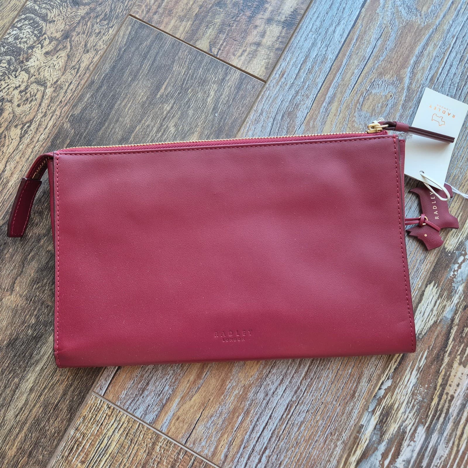 NWT Radley London Broad Street Studded Red Berry Leather Clutch Bag Zip/Snap - Thumbnail 5