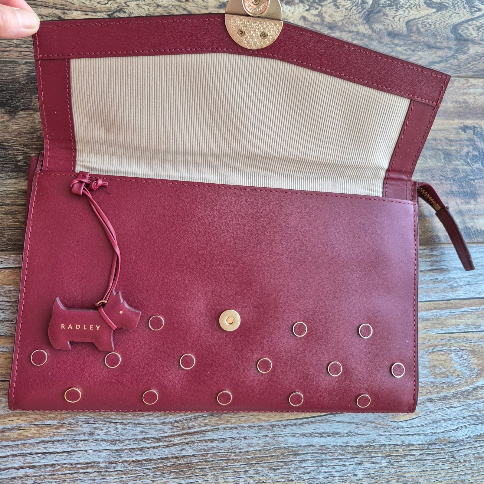NWT Radley London Broad Street Studded Red Berry Leather Clutch Bag Zip/Snap - Thumbnail 8