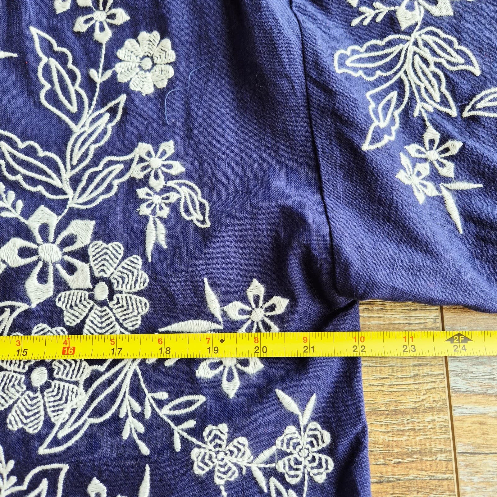 NWoT Pilcro Anthropologie Tavi Floral Embroidered Linen Blend Button Blouse Sz.S - Thumbnail 15