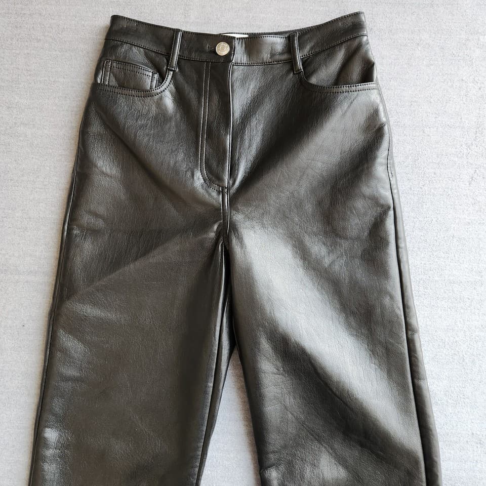 Aritzia Wilfred Melina Super Straight High-Rise Vegan Leather Pants Black Sz.2 - Thumbnail 2