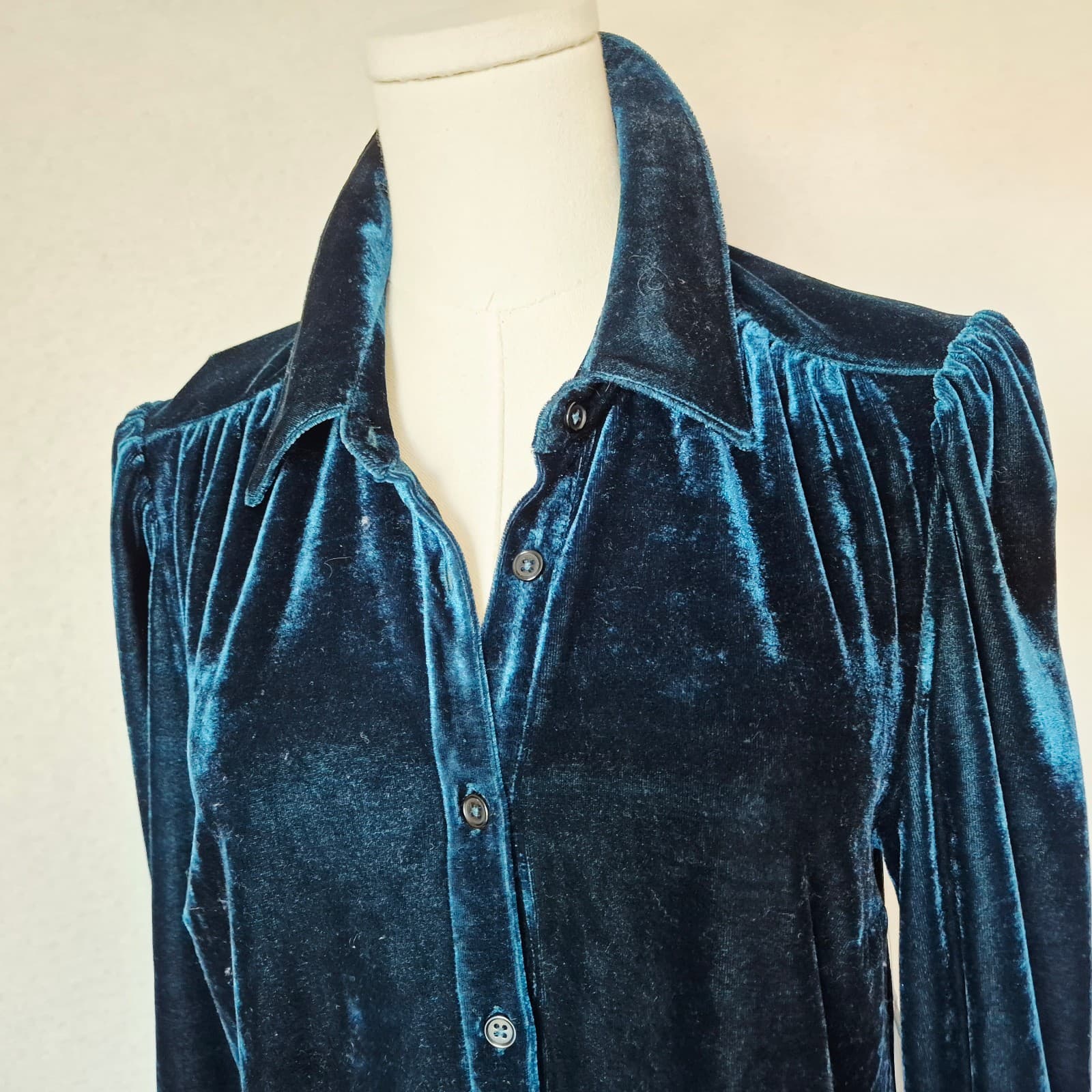 NWT ModCloth Velvet Button-Down Shirt Long Sleeve Stretch Blue Green Women's M - Thumbnail 3