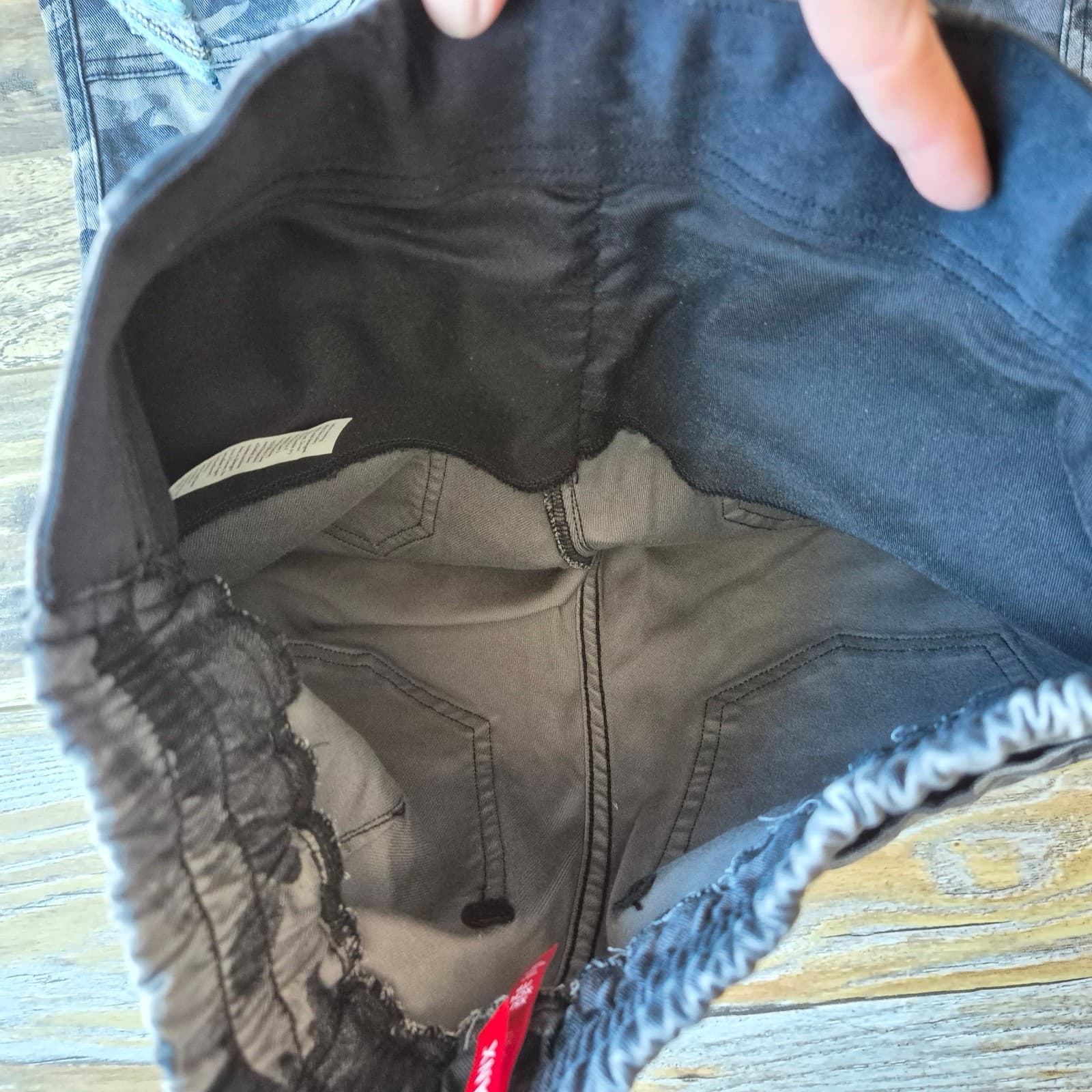 NWoT SPANX Stretch Twill Cargo Joggers Ankle-Zipper Blackwash Camo Pocket Sz.XS - Thumbnail 12