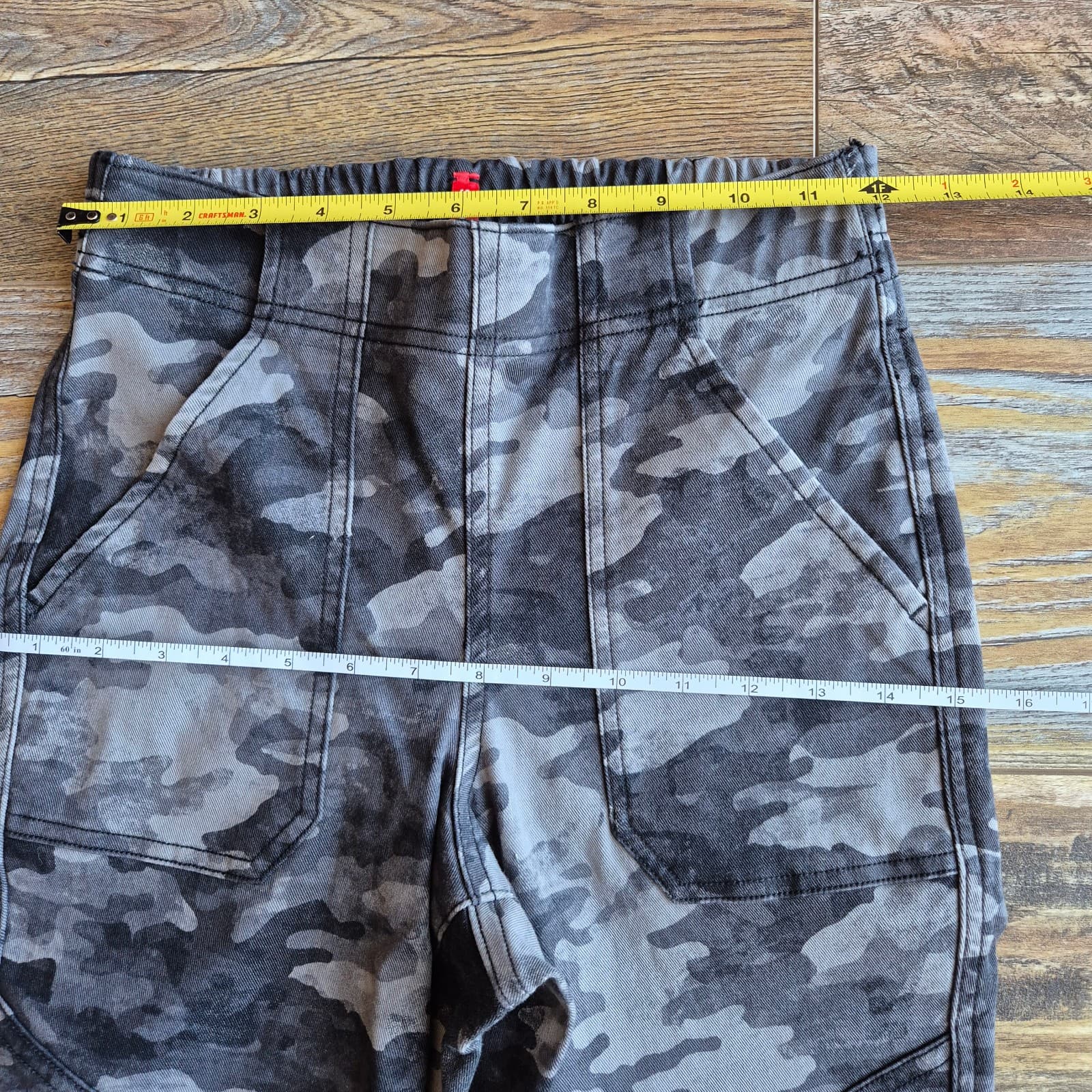 NWoT SPANX Stretch Twill Cargo Joggers Ankle-Zipper Blackwash Camo Pocket Sz.XS - Thumbnail 13
