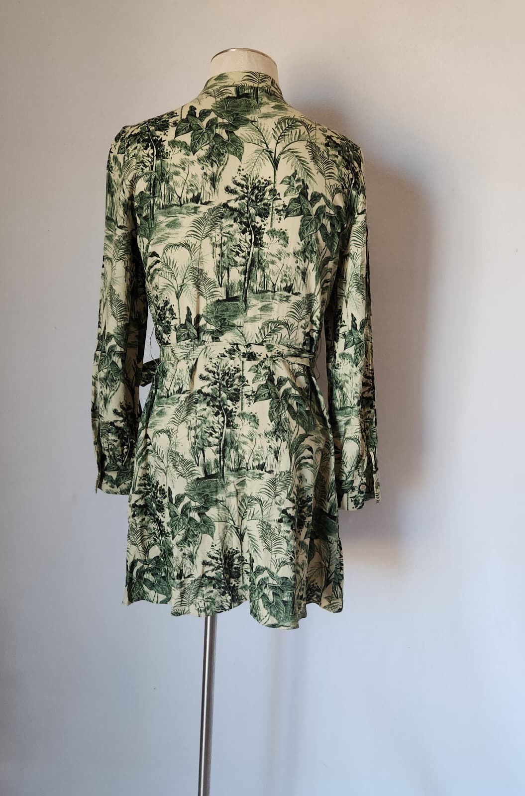 Zara Linen Blend Tropical Leaf Belt Mini Dress Long Sleeve Mandarin Button Sz.M - Thumbnail 4
