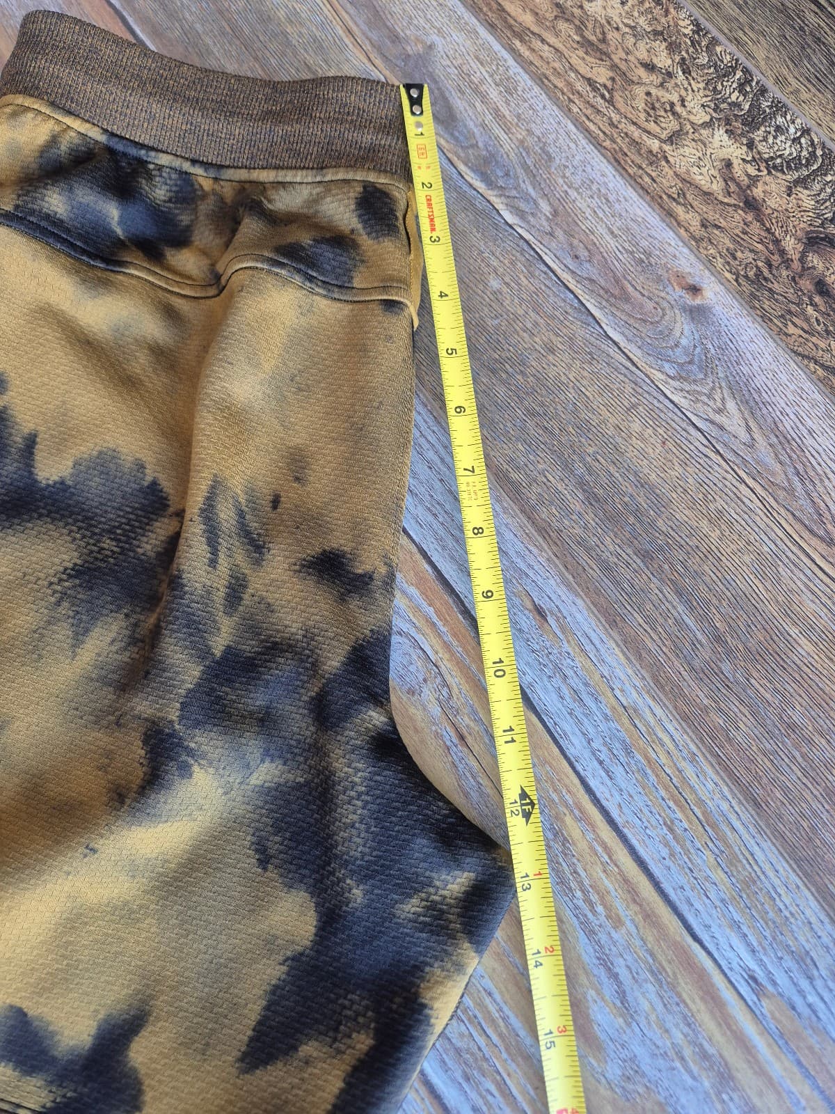 Lululemon Textured Tech Short 6" Zip Pocket Diamond Dye Gold Spice Black Men's L - Thumbnail 14
