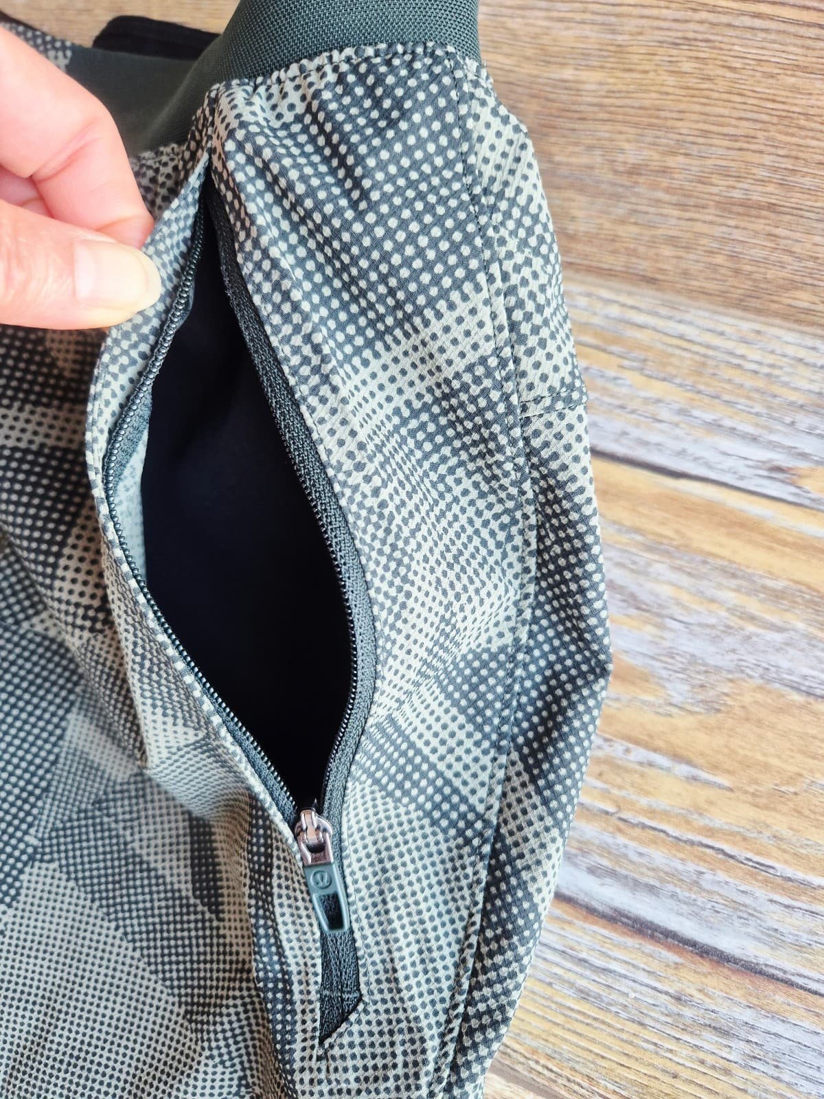 Lululemon License to Train Short 7" Linerless Fragmentize Green Twill Camo Men L - Thumbnail 11