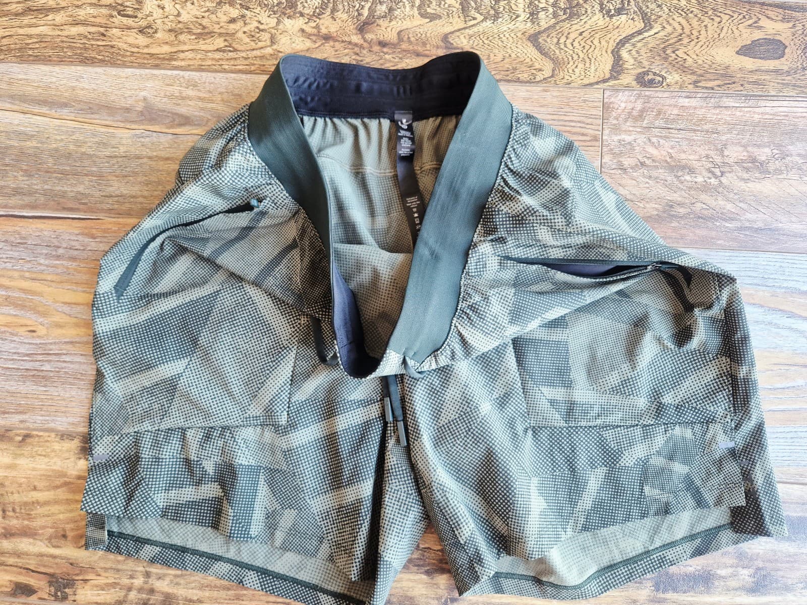 Lululemon License to Train Short 7" Linerless Fragmentize Green Twill Camo Men L - Thumbnail 12