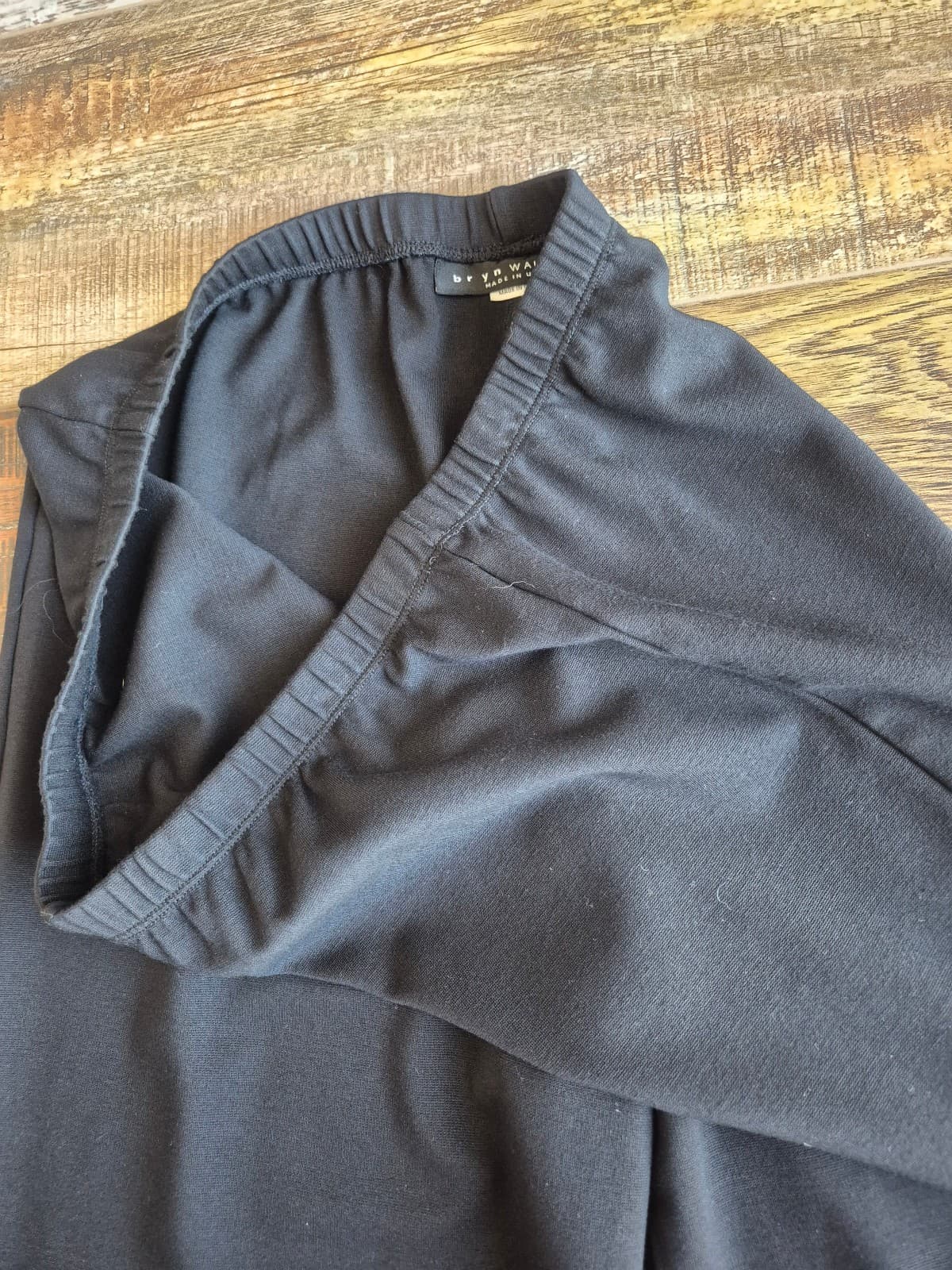 Bryn Walker Comfort Relaxed Modal-Knit Cropped Pants Elastic Waist Black Sz.M - Thumbnail 4