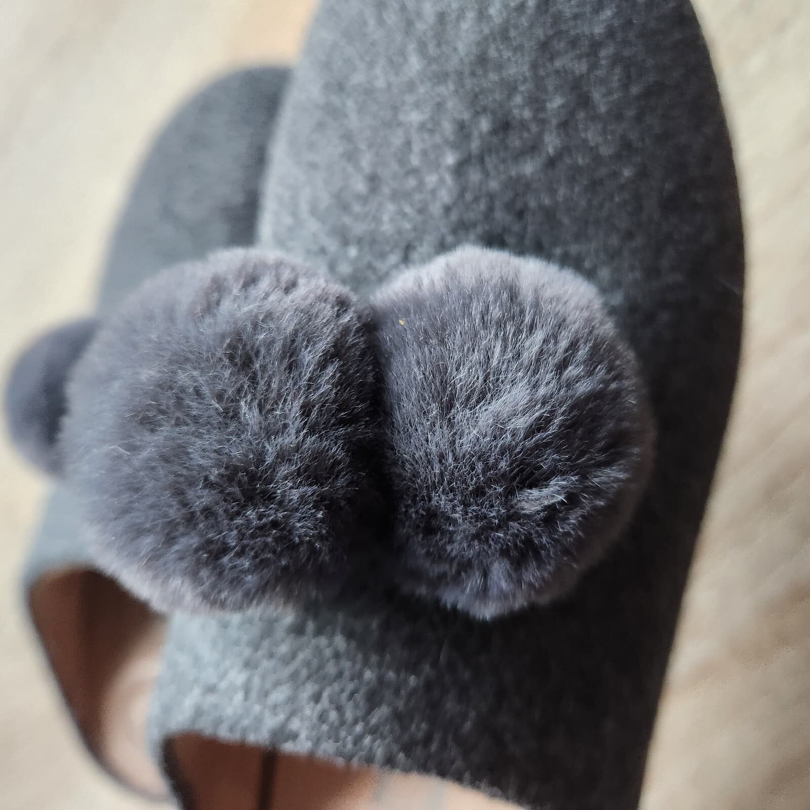 Fitflop Chrissie Pom Pom Felt Comfort Sippers iQushion Padded Grey Women's US8 - Thumbnail 11