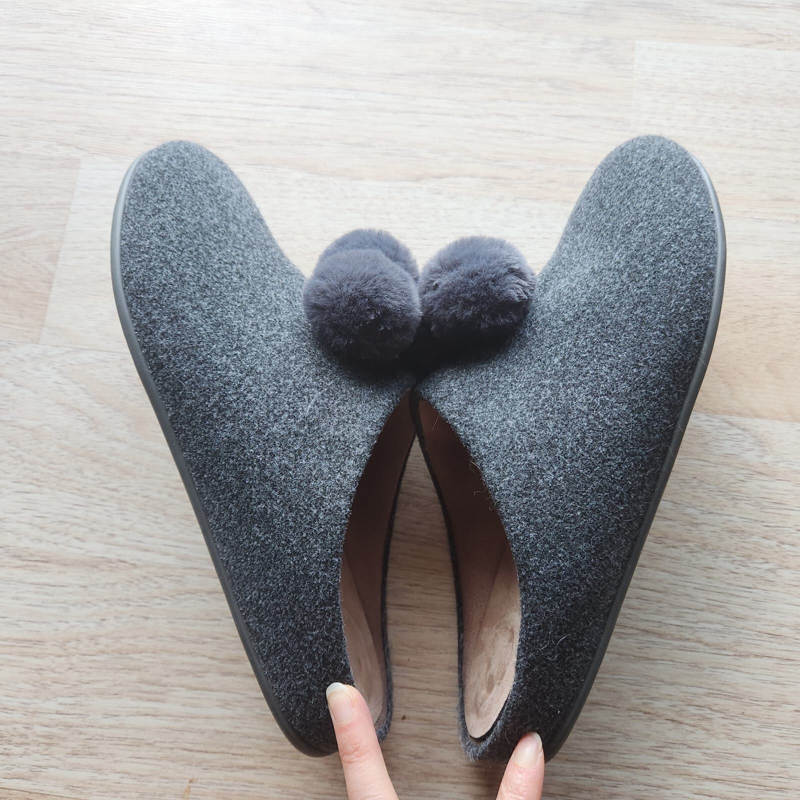 Fitflop Chrissie Pom Pom Felt Comfort Sippers iQushion Padded Grey Women's US8 - Thumbnail 7