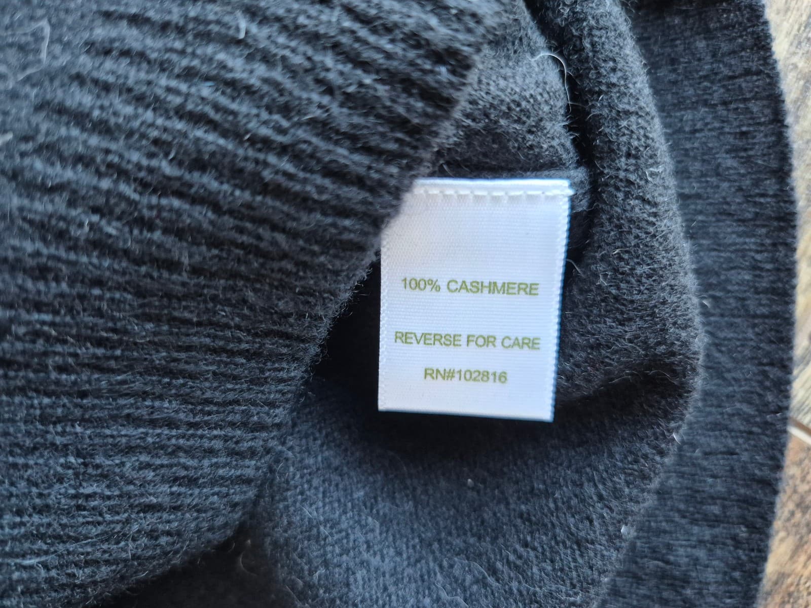 NEW Garnet Hill 100% 2-Ply Cashmere Crewneck Slim Cardigan Button Black Womens M - Thumbnail 10