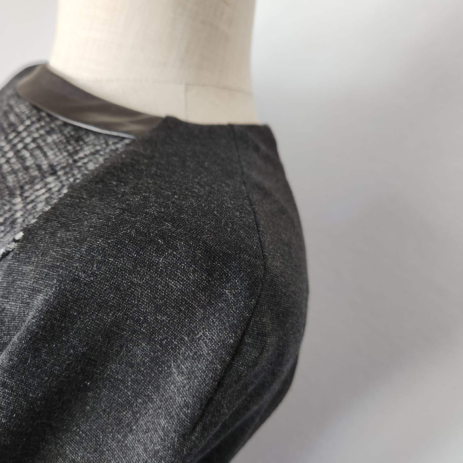 MaxMara Weekend Wool Leather Trim Midi Dress Long Sleeve Black Grey Sz.S - Thumbnail 5