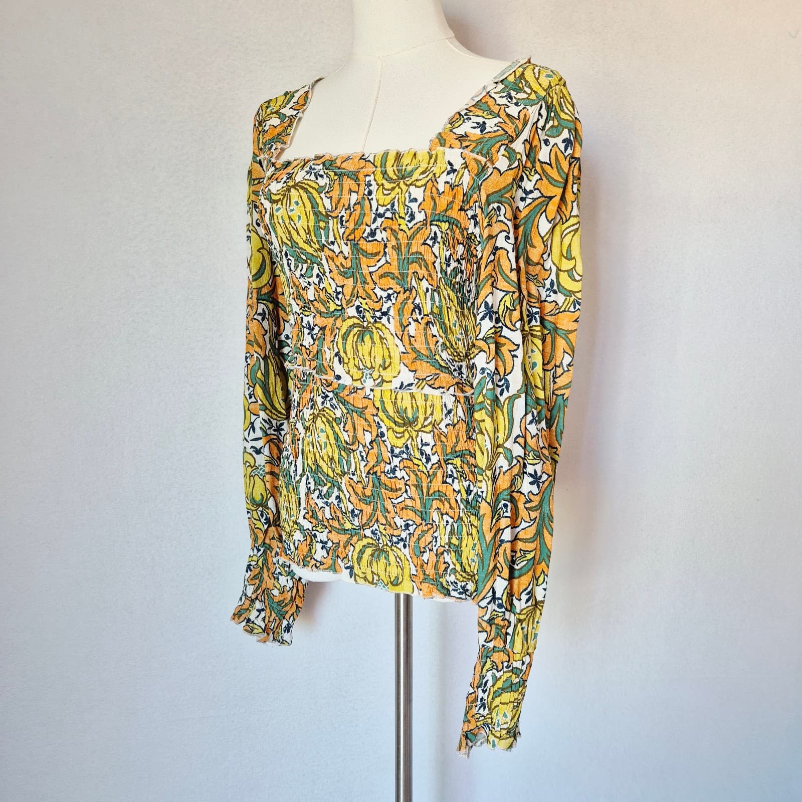NWT Anthropologie $98 The Rayna Floral Smocked Top Long Sleeve Square Neck Sz.M - Thumbnail 3