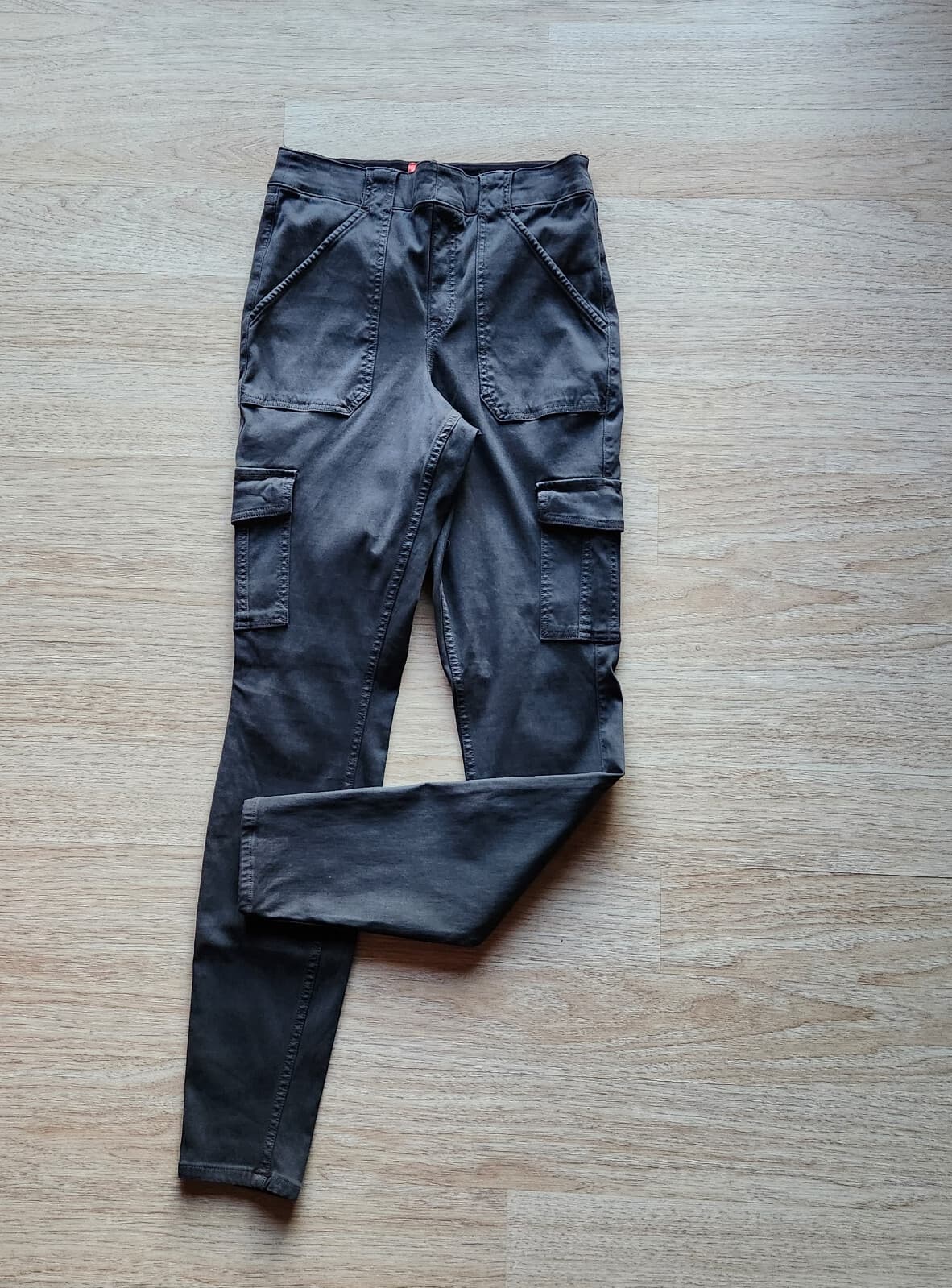 Spanx Stretch Twill Ankle Cargo High Rise Pants Pull-On Washed Black Women's L - Thumbnail 3