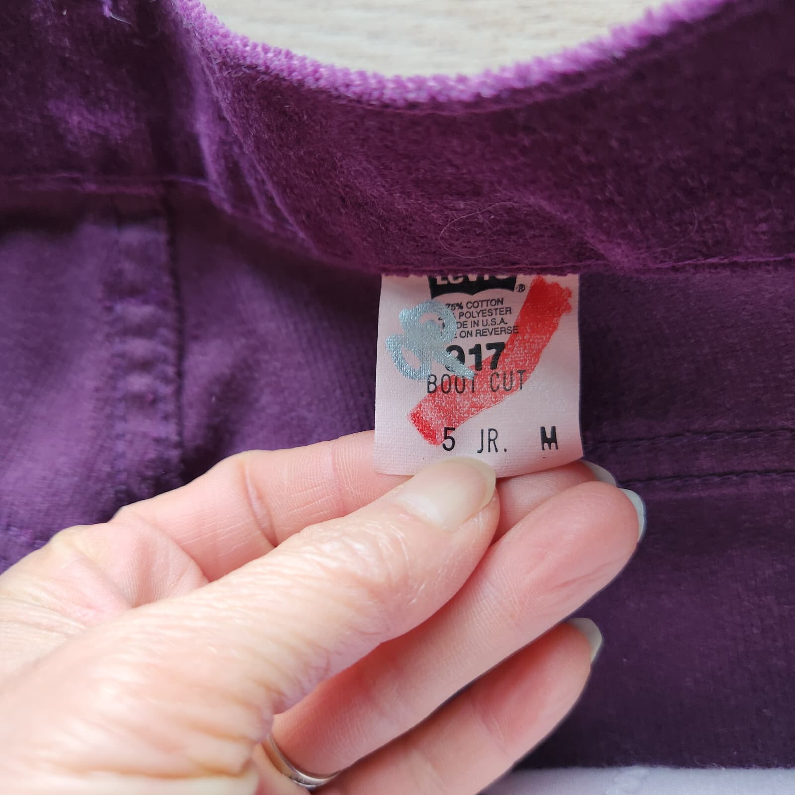 Vintage'90s NWT Levi's 917 Made in USA Corduroy Boot Cut Jeans Purple Sz.5 JR M - Thumbnail 6