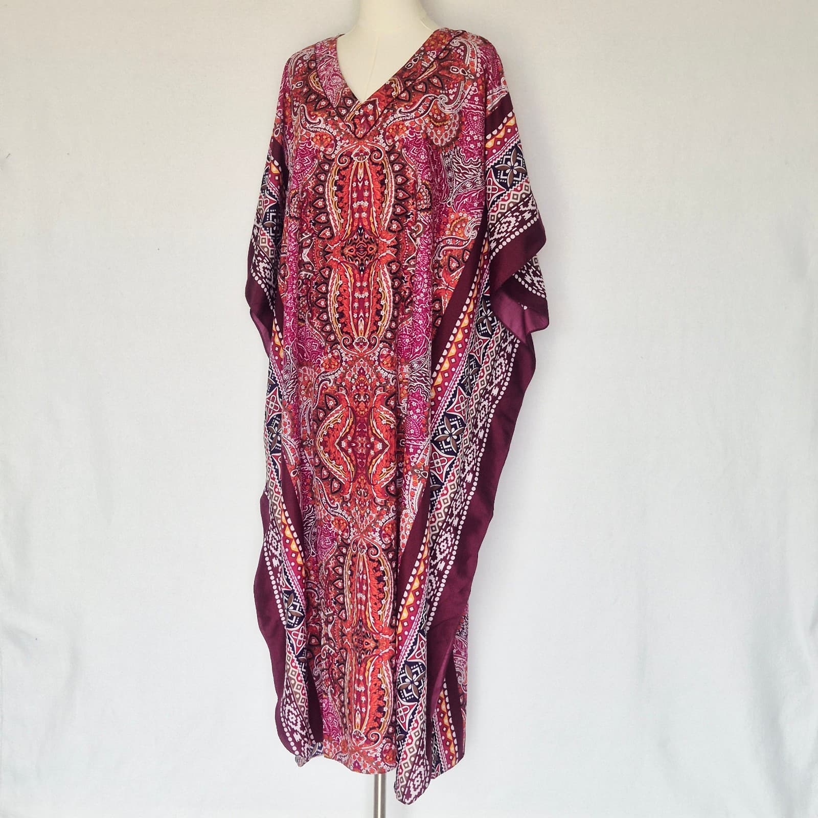 NWoT Winlar Floral Paisley Tribal Maxi Kaftan Caftan V-Neck Multicolor One Size - Thumbnail 3