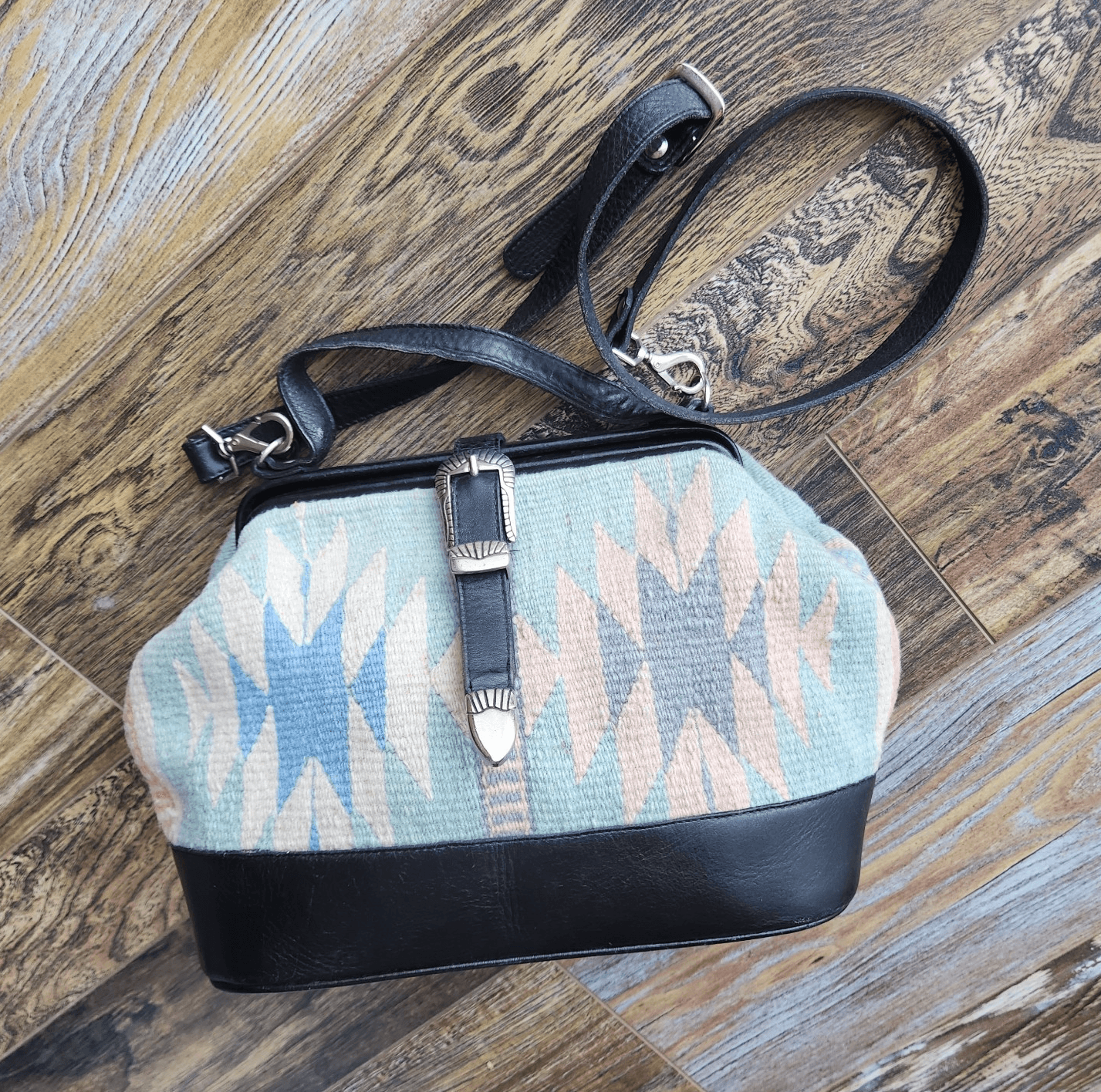 Vintage Mexican Handcraft Leather Woven-Wool Carpet Southwest Satchel Handbag - Thumbnail 2