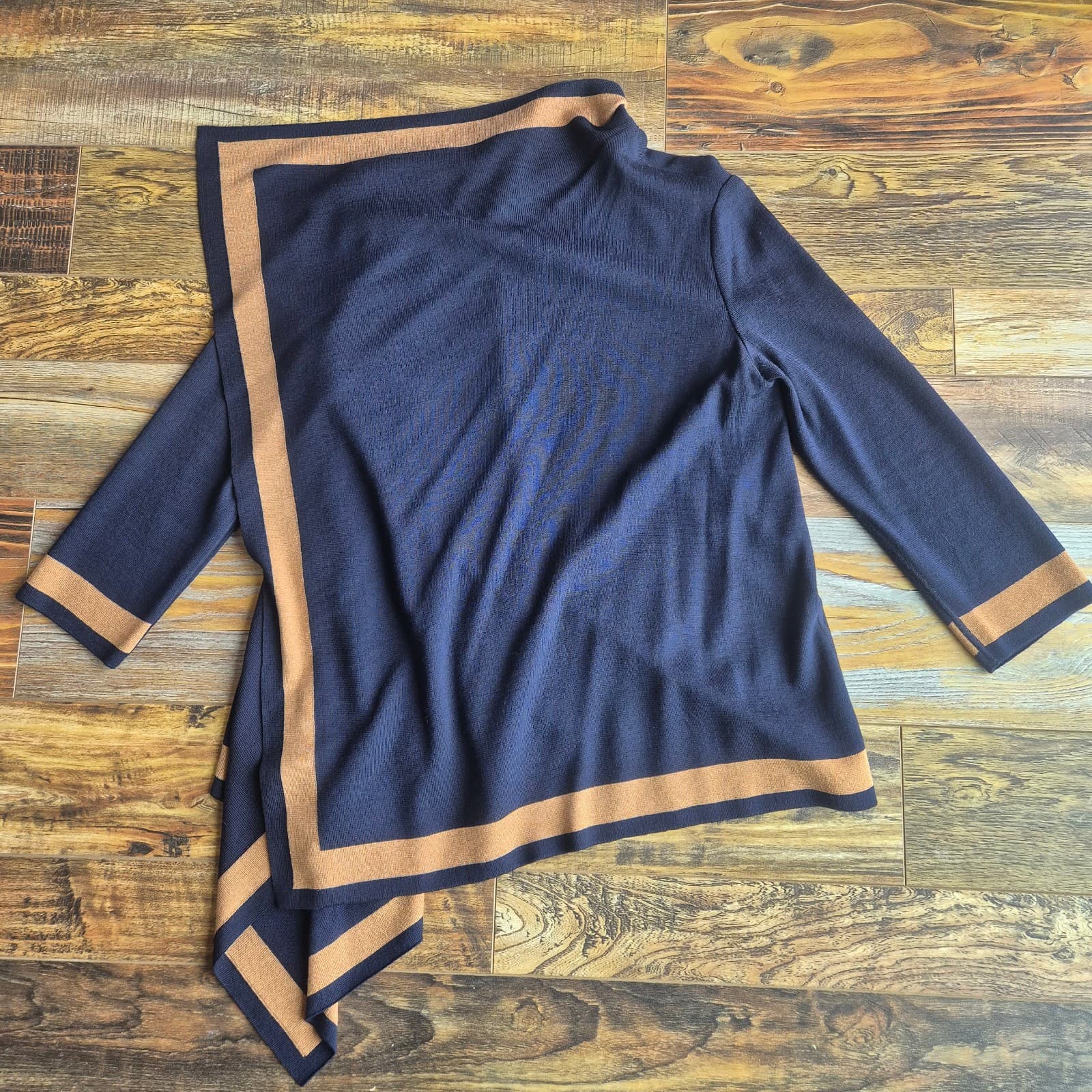 ST. JOHN Wool Blend Draped Open Cardigan Contrasting Camel Brown Trim Blue Sz.M - Thumbnail 6