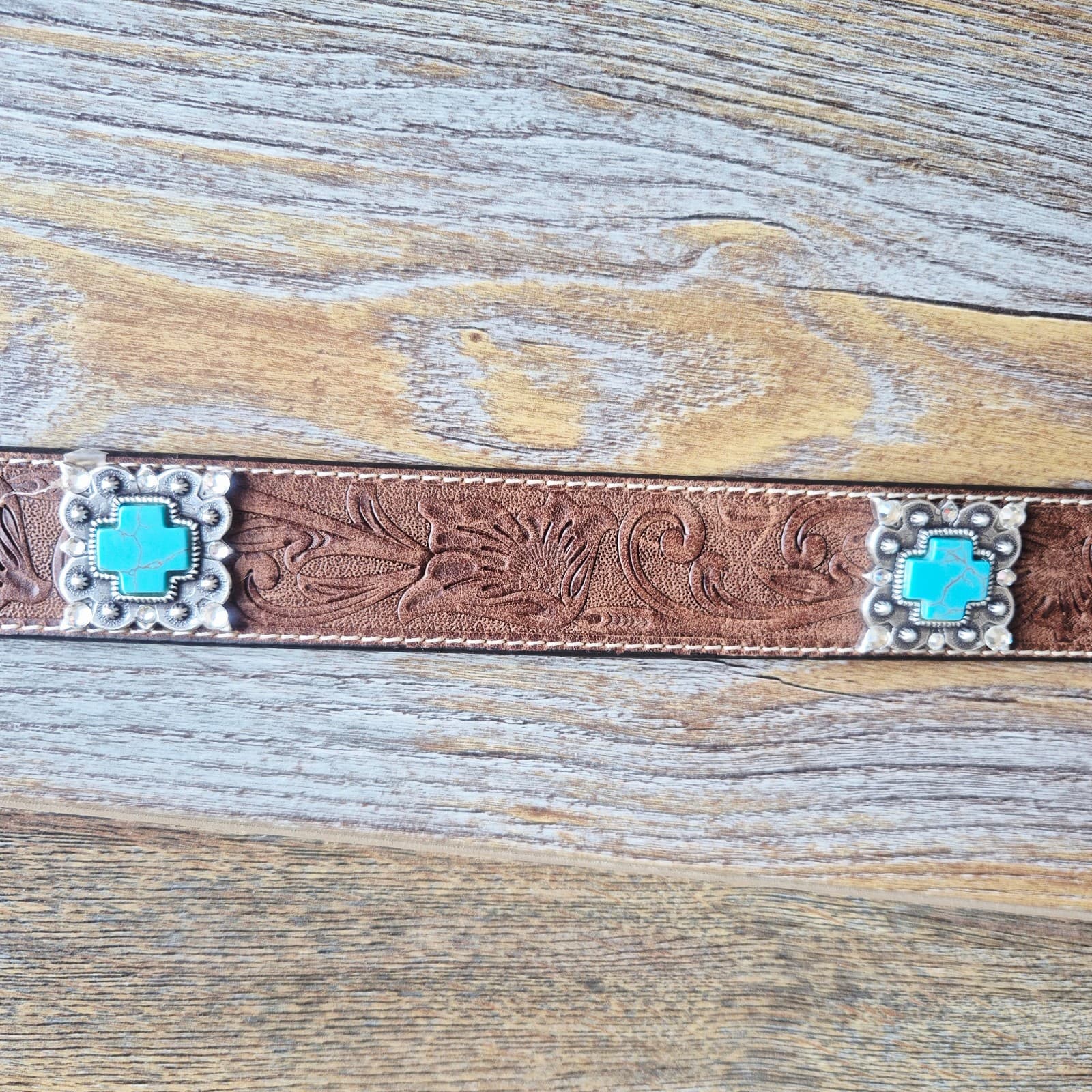 ARIAT Women's S Western Belt Embossed-Leather Turquoise Rhinestone-Accent Buckle - Thumbnail 7