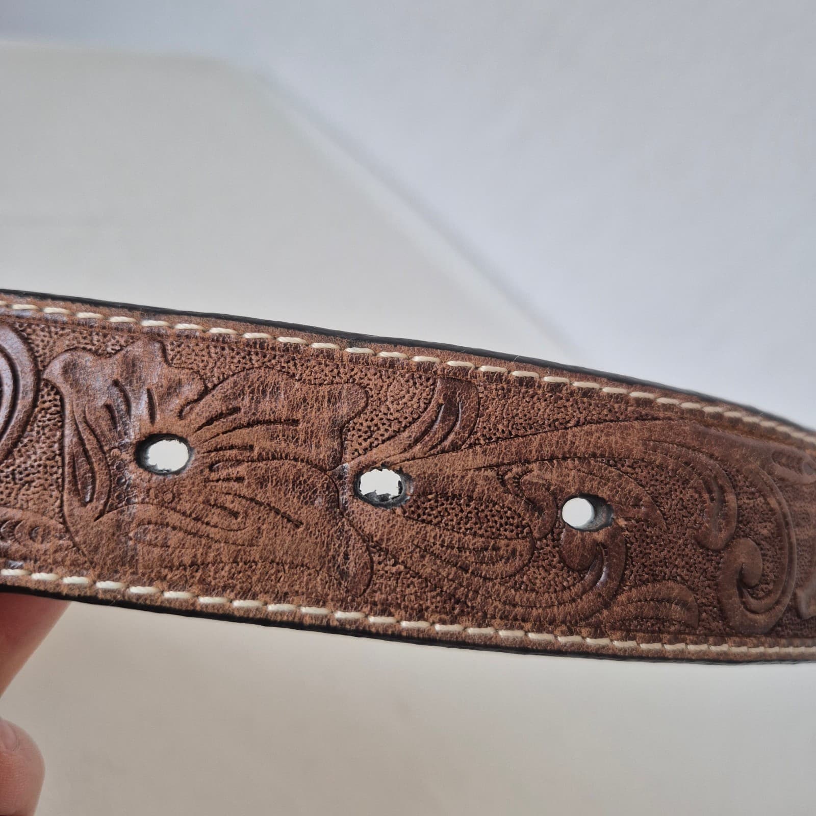 ARIAT Women's S Western Belt Embossed-Leather Turquoise Rhinestone-Accent Buckle - Thumbnail 9