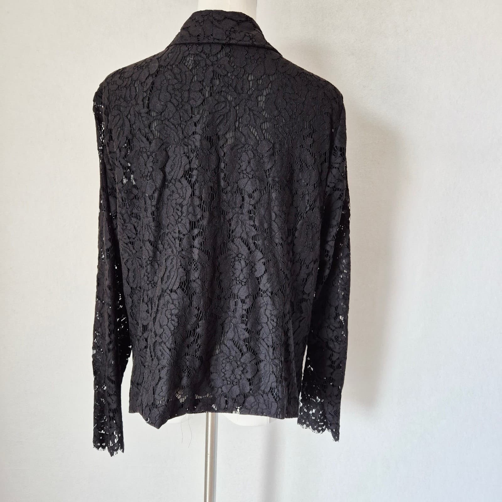 TORRID Sheer Lace Blazer Shawl Collar Open Front Body Lined Black Women's 2 (2X) - Thumbnail 9