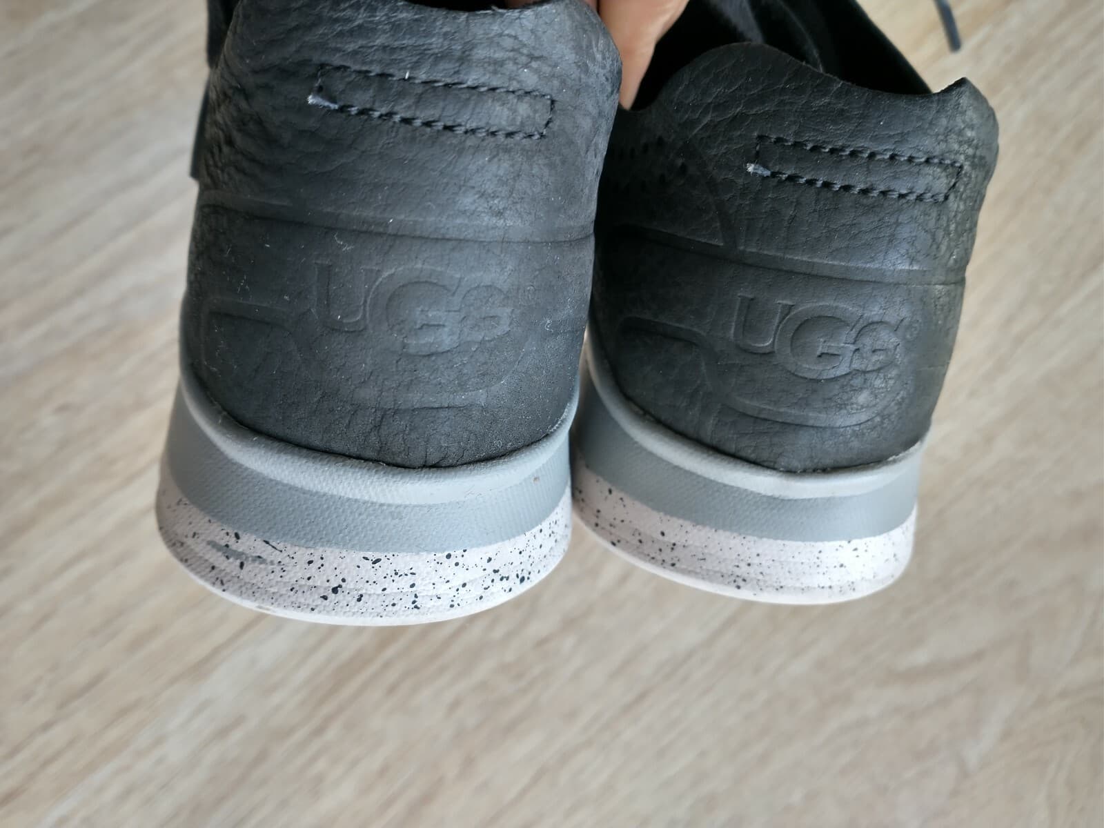 UGG Australia Tye Women Leather Fashion Sneakers Lace Up Black US6 EU36 #1016674 - Thumbnail 7