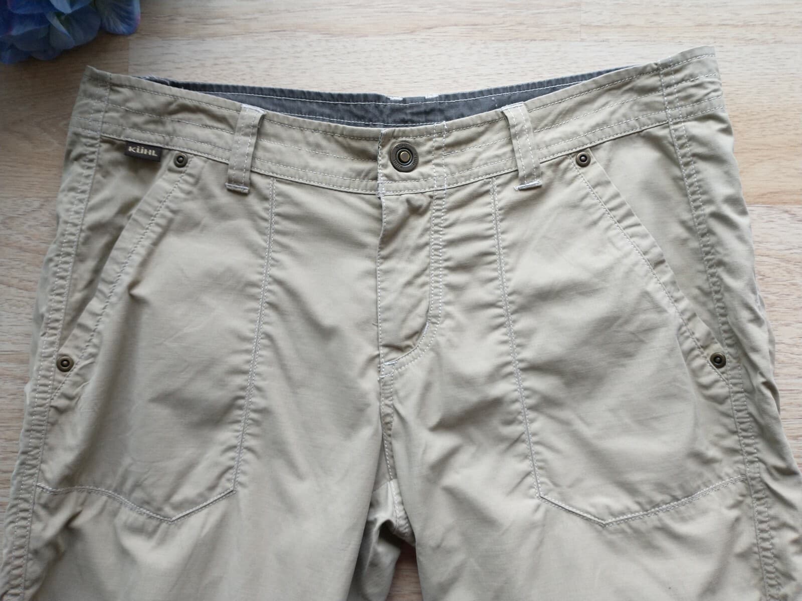 Kuhl Dry Stretch Eva Porative Hiking Shorts Floral Embroidered Khaki Women Sz.6 - Thumbnail 4