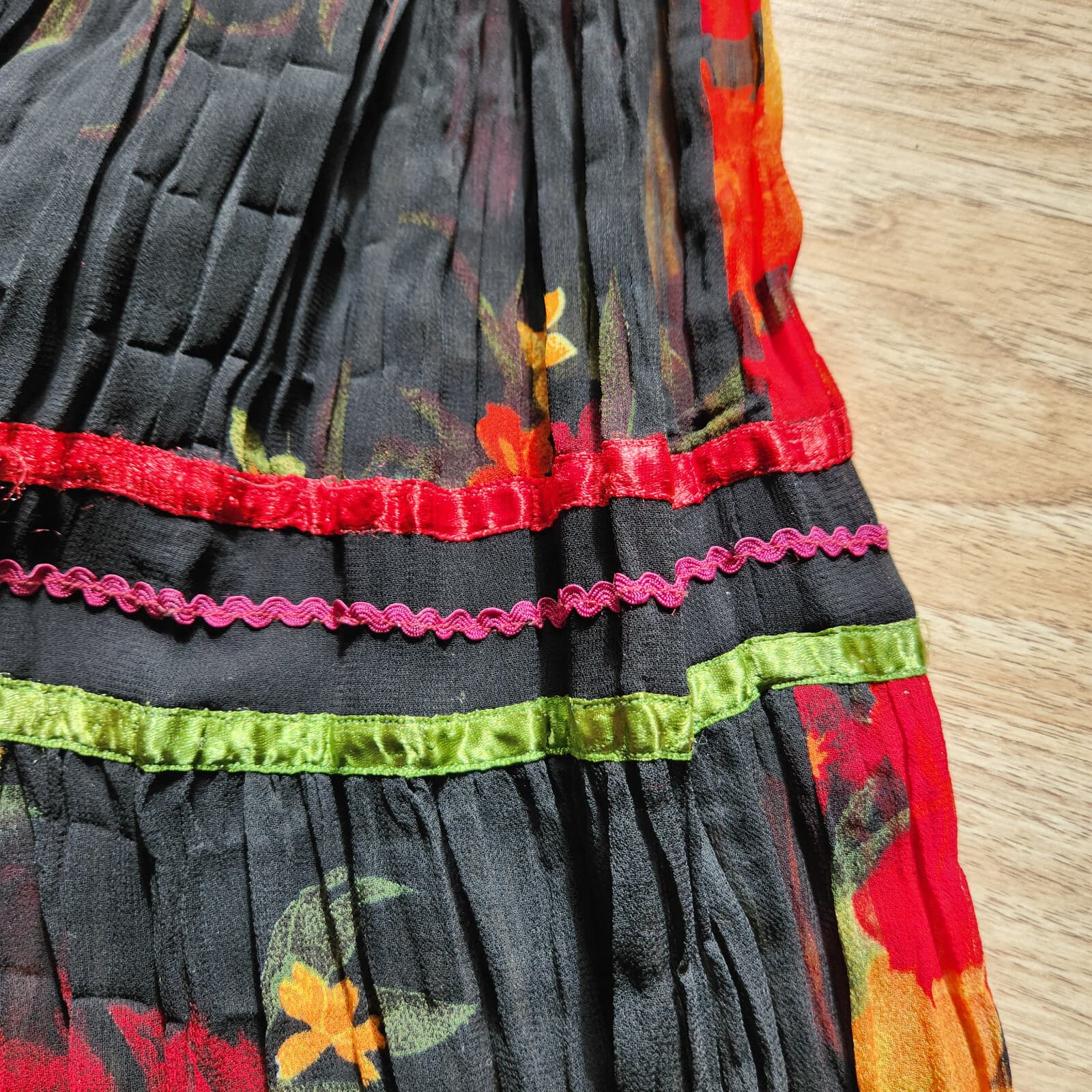 ANU by Natural Floral Tiered Crinkle Boho Maxi Skirt Elastic Waist Black Sz.M - Thumbnail 7