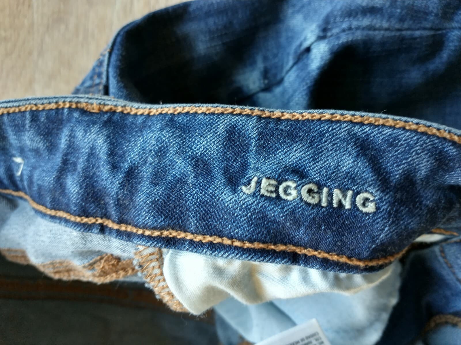 American Eagle Jegging Super Stretch Skinny Jeans Medium Wash Blue Women Sz.6 - Thumbnail 8