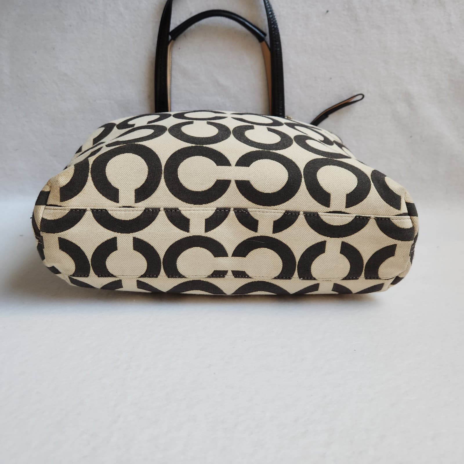 Coach Audrey Op Art Lurex Pique Leigh Logo Slim Large Tote Black Beige #17035 - Thumbnail 10