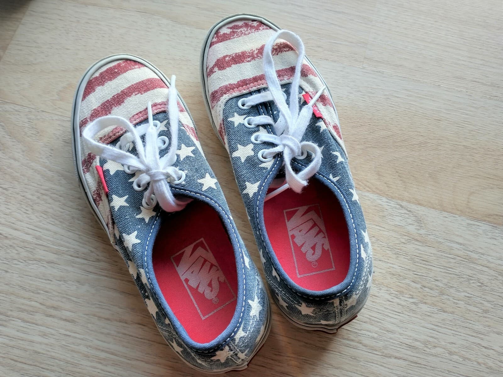 Vans Authentic Americana US Flag Unisex Canvas Shoes Sneakers Lace Sz.US M4 W5.5 - Thumbnail 2