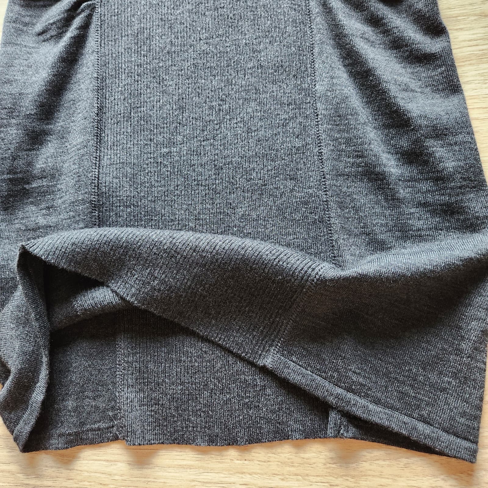 Calvin Klein Wool Blend Ruched Bodycon Dress Sleeveless Turtle Neck Black Sz.M - Thumbnail 7