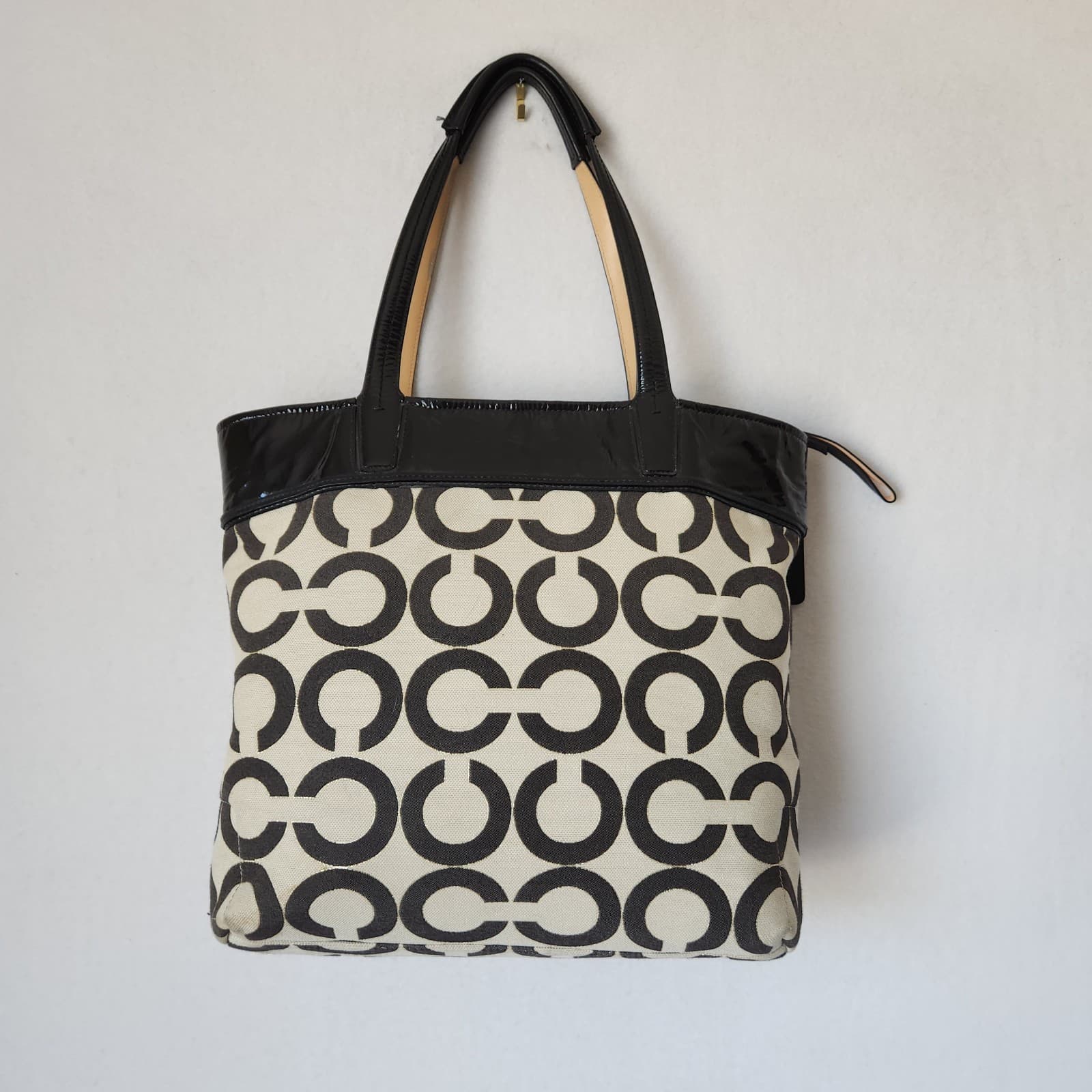 Coach Audrey Op Art Lurex Pique Leigh Logo Slim Large Tote Black Beige #17035 - Thumbnail 4
