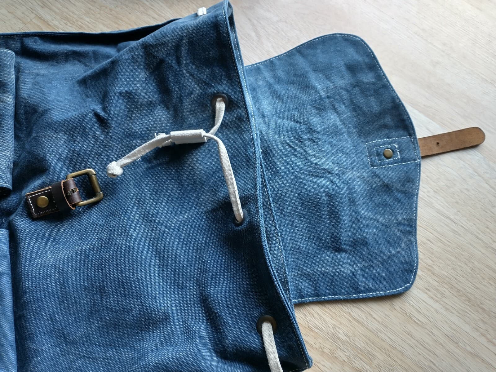 NWT Cargoit Cotton Canvas Backpack Bag Pockets Blue Buckle Snap Size Large - Thumbnail 5