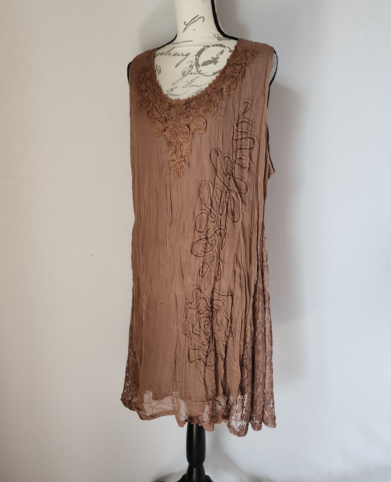 NWT Pretty Angel Silk Blend Embroidered Lace Chiffon Dress Sleeveless Brown Sz.S - Thumbnail 2