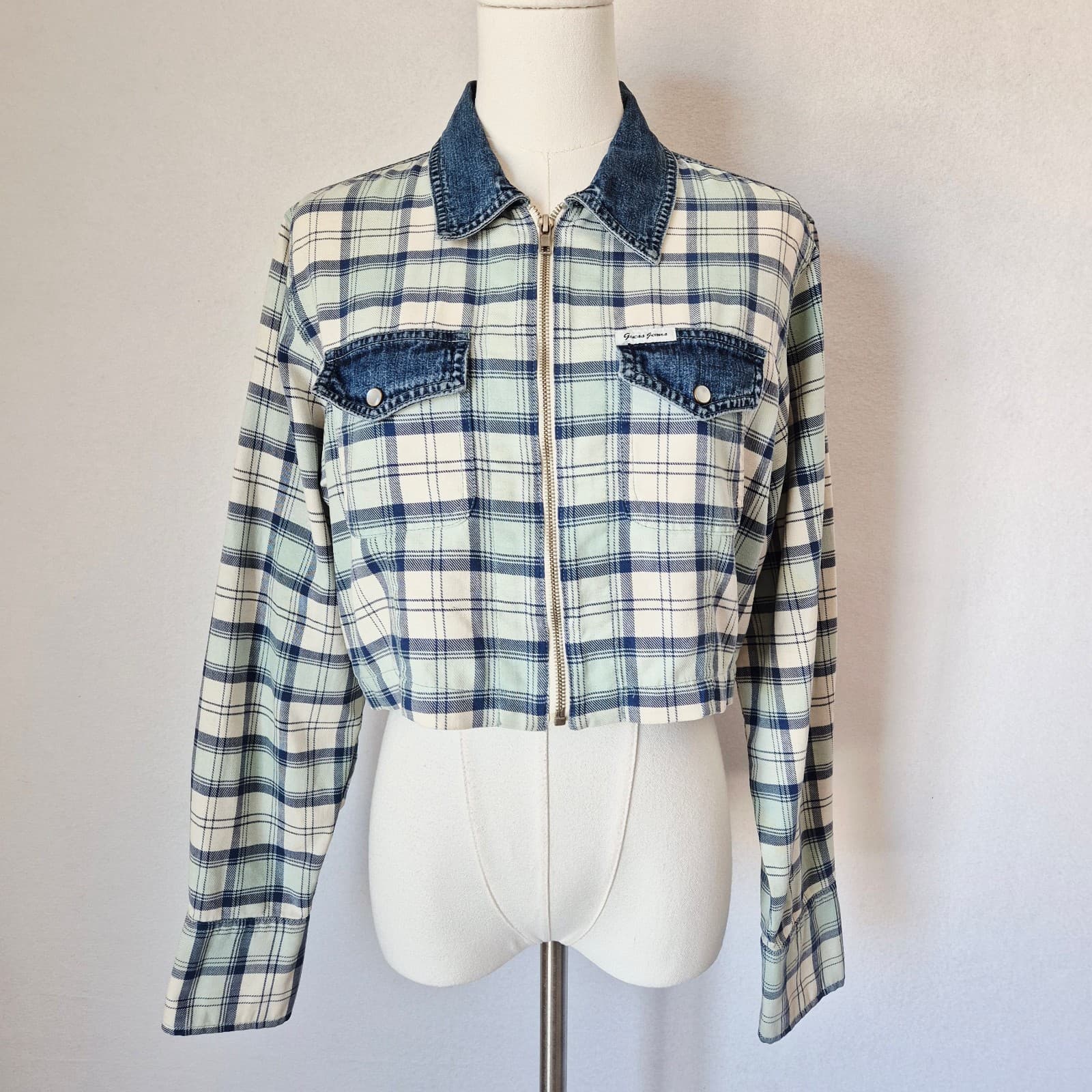 Vintage Guess Made In USA Denim Plaid Western Cropped Jacket Zip-Up Pocket Sz.L - Thumbnail 2