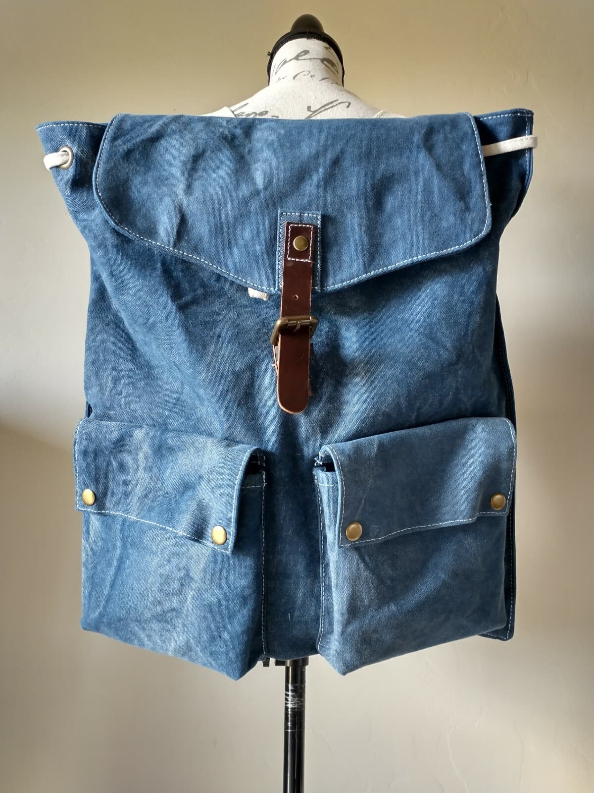 NWT Cargoit Cotton Canvas Backpack Bag Pockets Blue Buckle Snap Size Large - Thumbnail 2