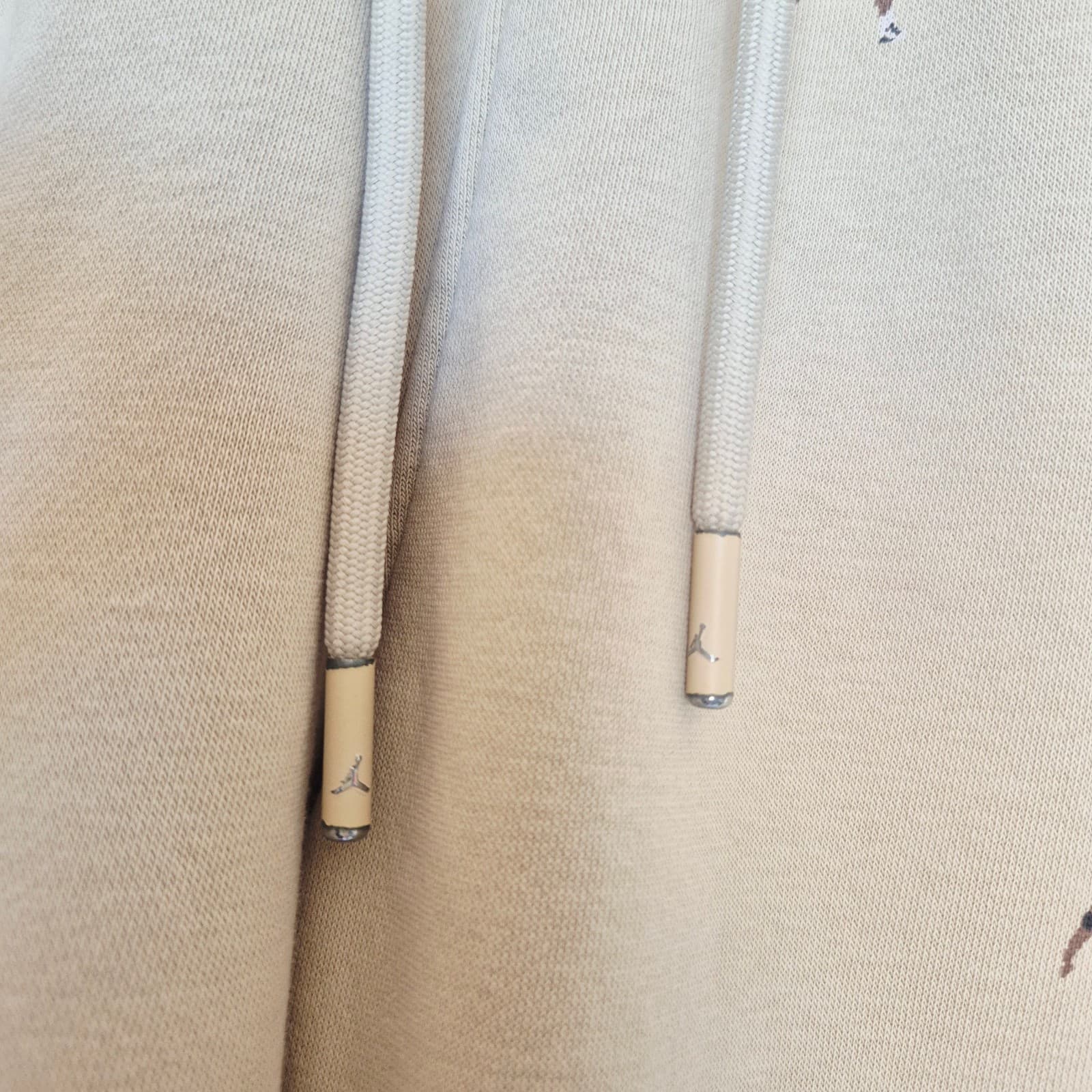 NWoT Nike Air Jordan MJ Essentials Holiday Fleece Pant All Over Print Beige Sz.S - Thumbnail 5