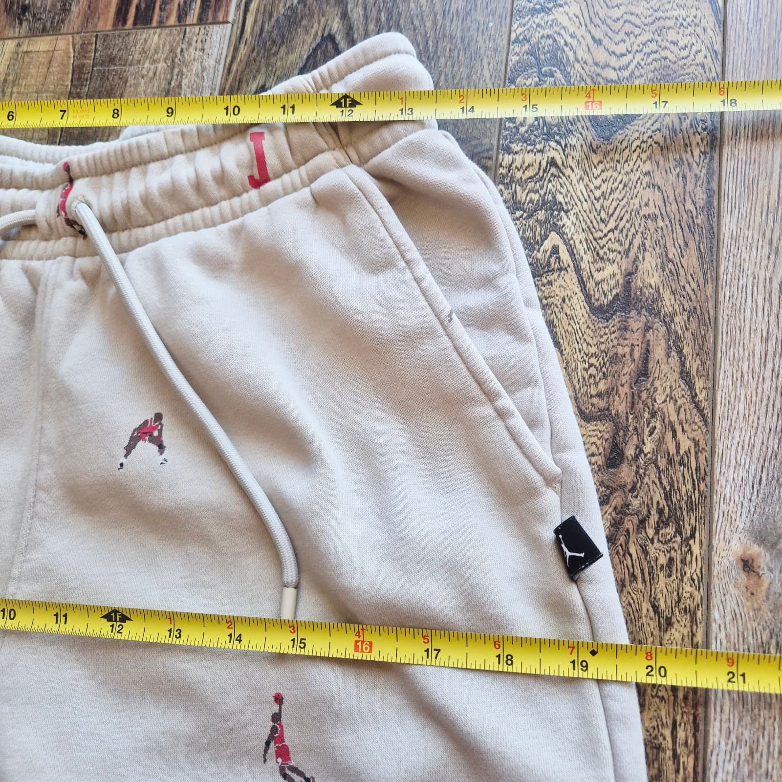 NWoT Nike Air Jordan MJ Essentials Holiday Fleece Pant All Over Print Beige Sz.S - Thumbnail 13
