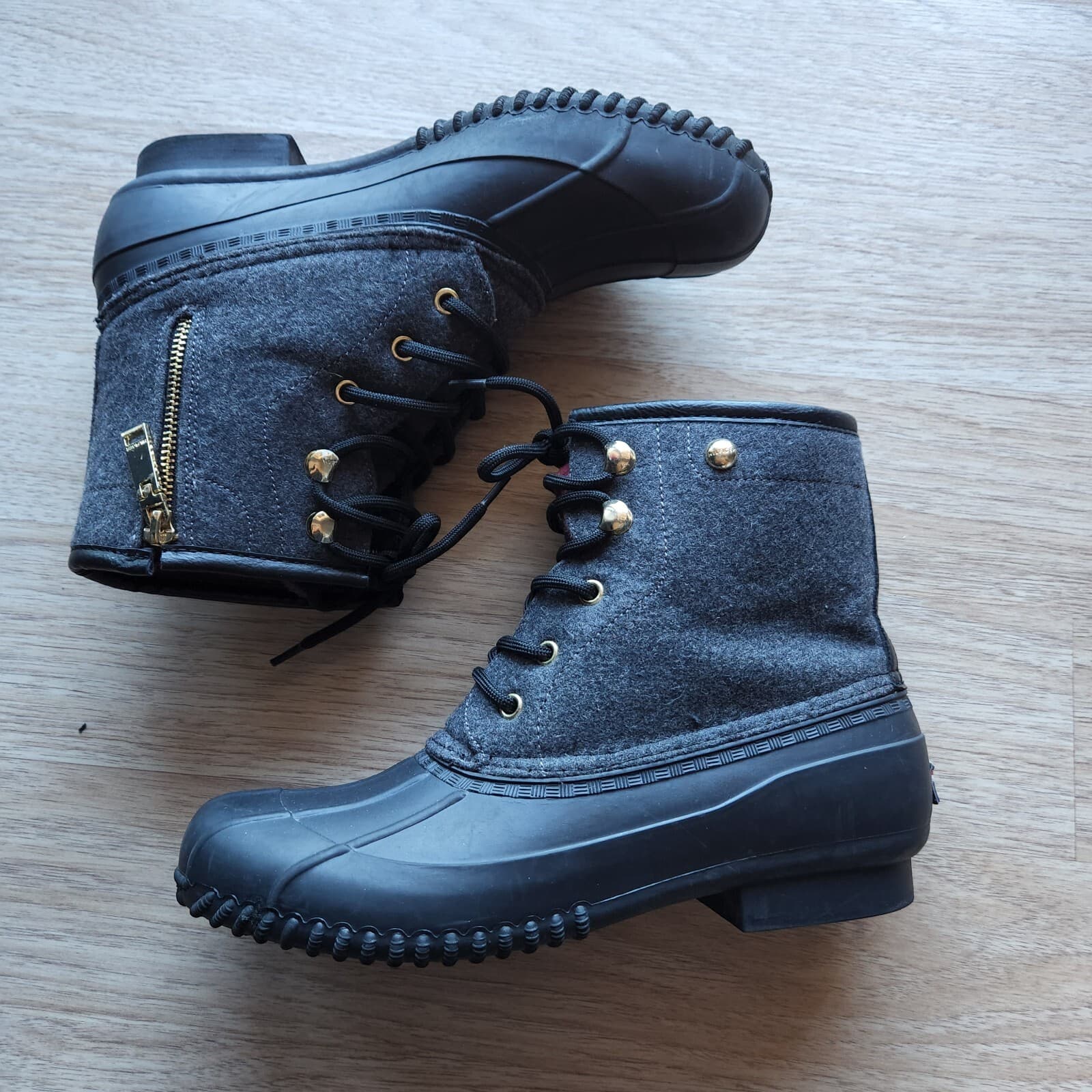 Tommy Hilfiger Roan Lace-Up Duck Boots Side-Zip Leather Rubber Lined Black W-10M - Thumbnail 6