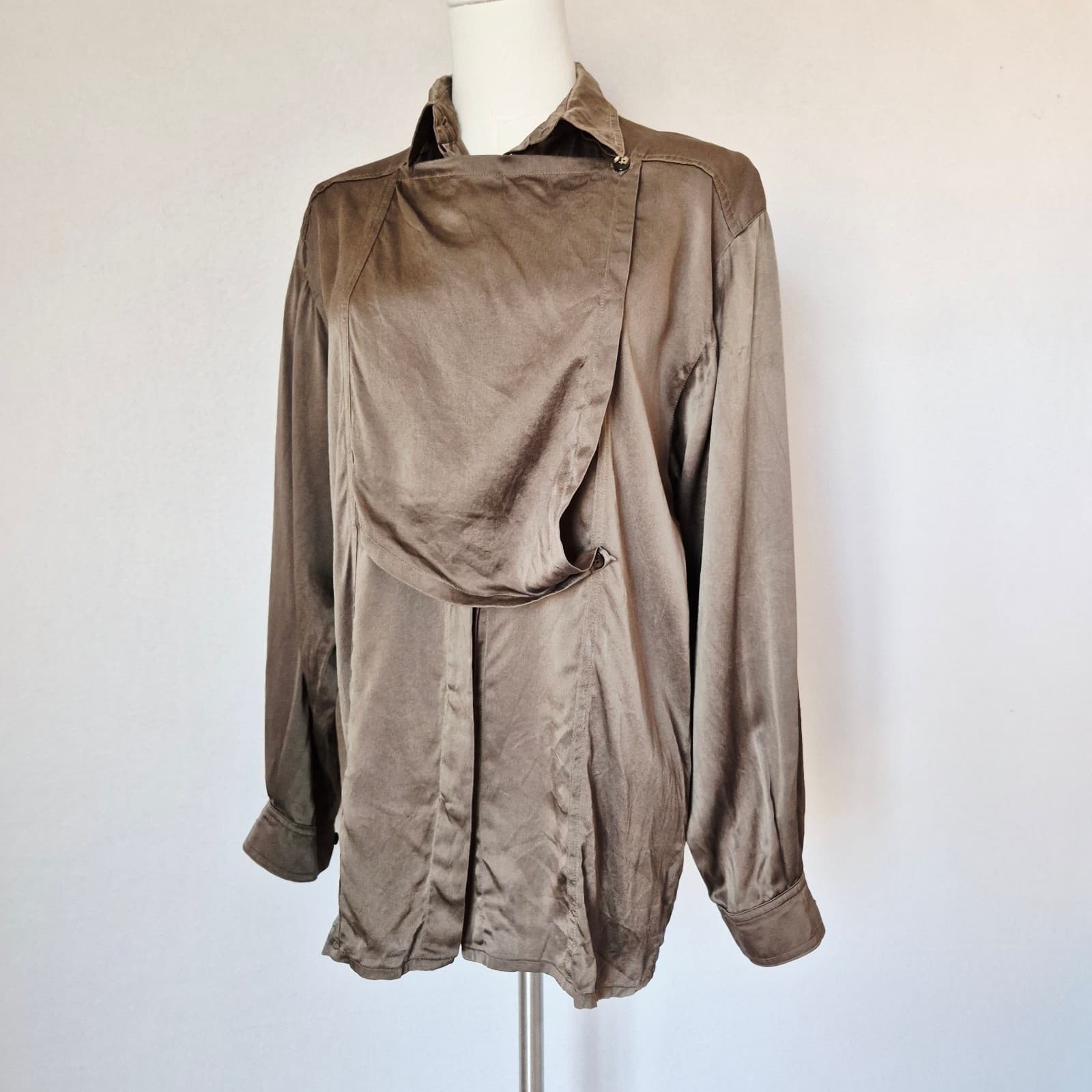 Vintage Escada by Margaretha Ley Olive Green Silk Satin Drape Front Blouse Sz.38 - Thumbnail 3