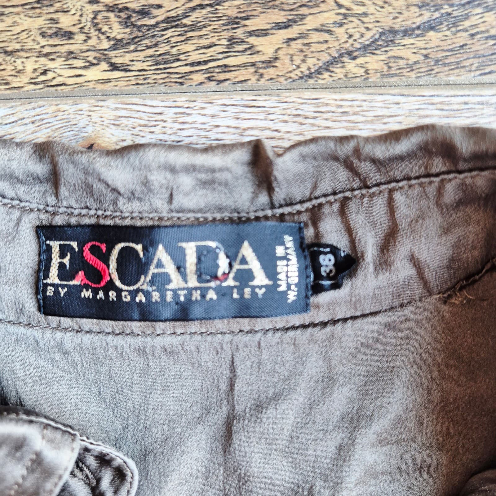 Vintage Escada by Margaretha Ley Olive Green Silk Satin Drape Front Blouse Sz.38 - Thumbnail 9