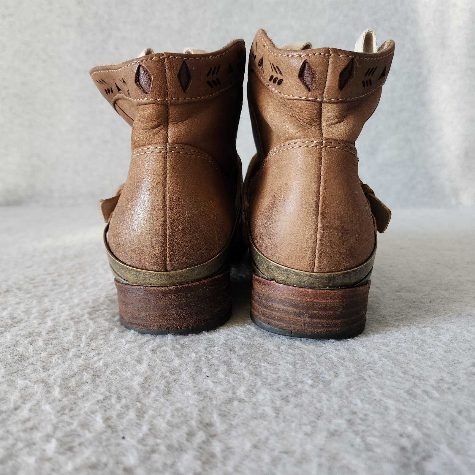 UGG Australia Austin Leather Cowboy Ankle Boots Pull-On Brown Women's US6 - Thumbnail 8
