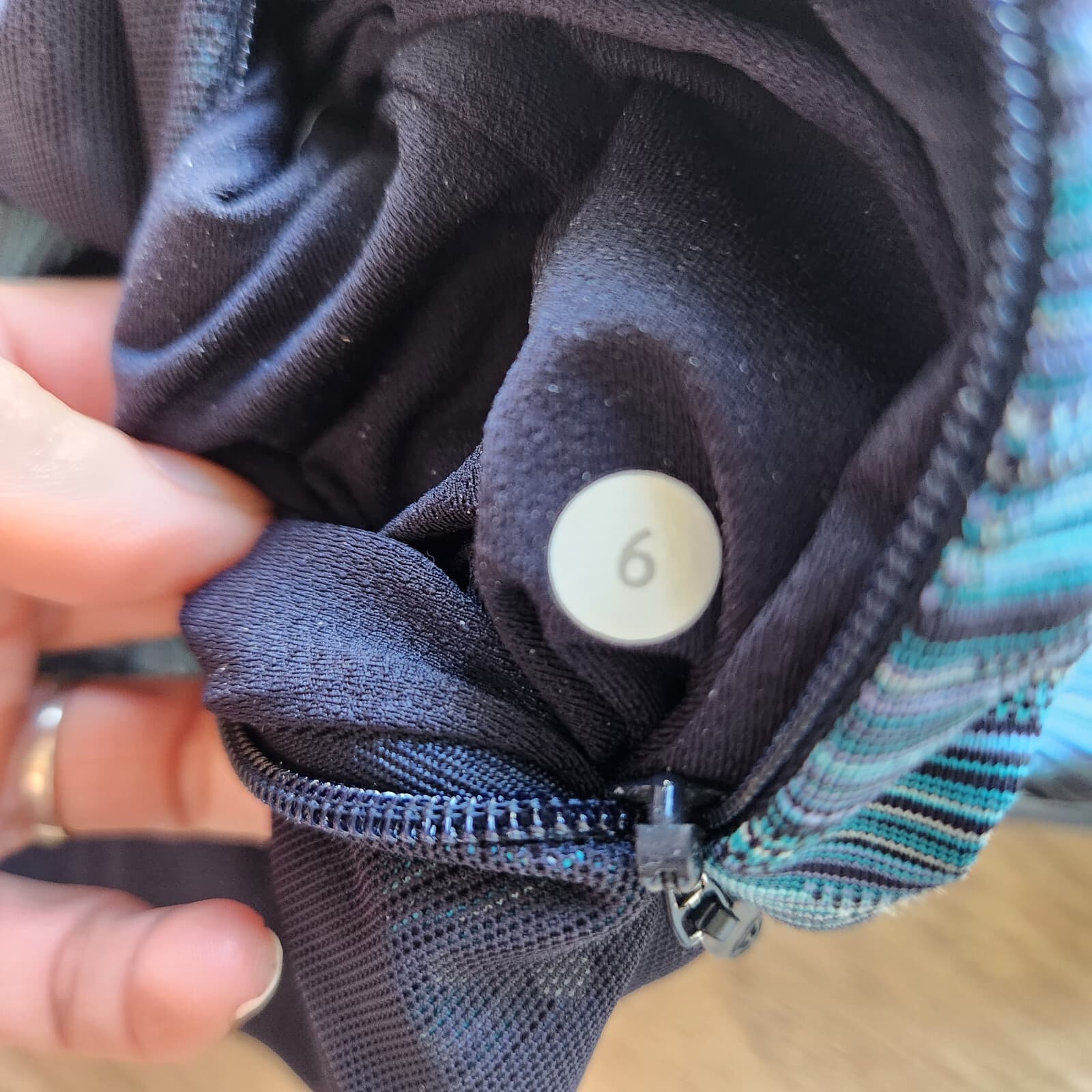 Lululemon Stop At Nothing Croped Legging Zip Pocket Space Dye Twist Blue Women 6 - Thumbnail 6