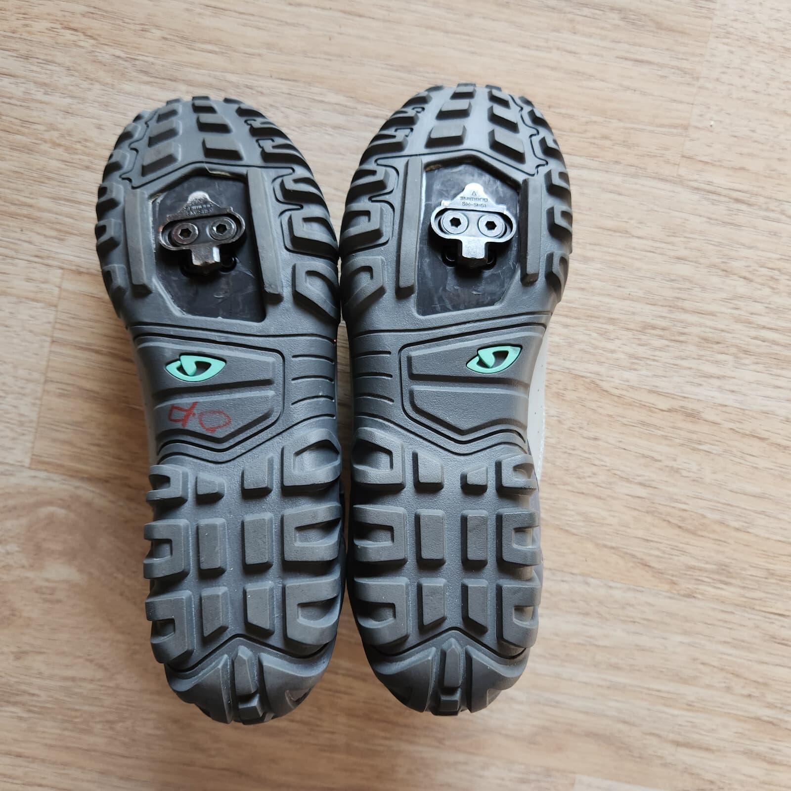 NWoB Giro Petra Cycling Walking-Hiking Shoes Comfort Lace Grey Green Women EU40 - Thumbnail 9