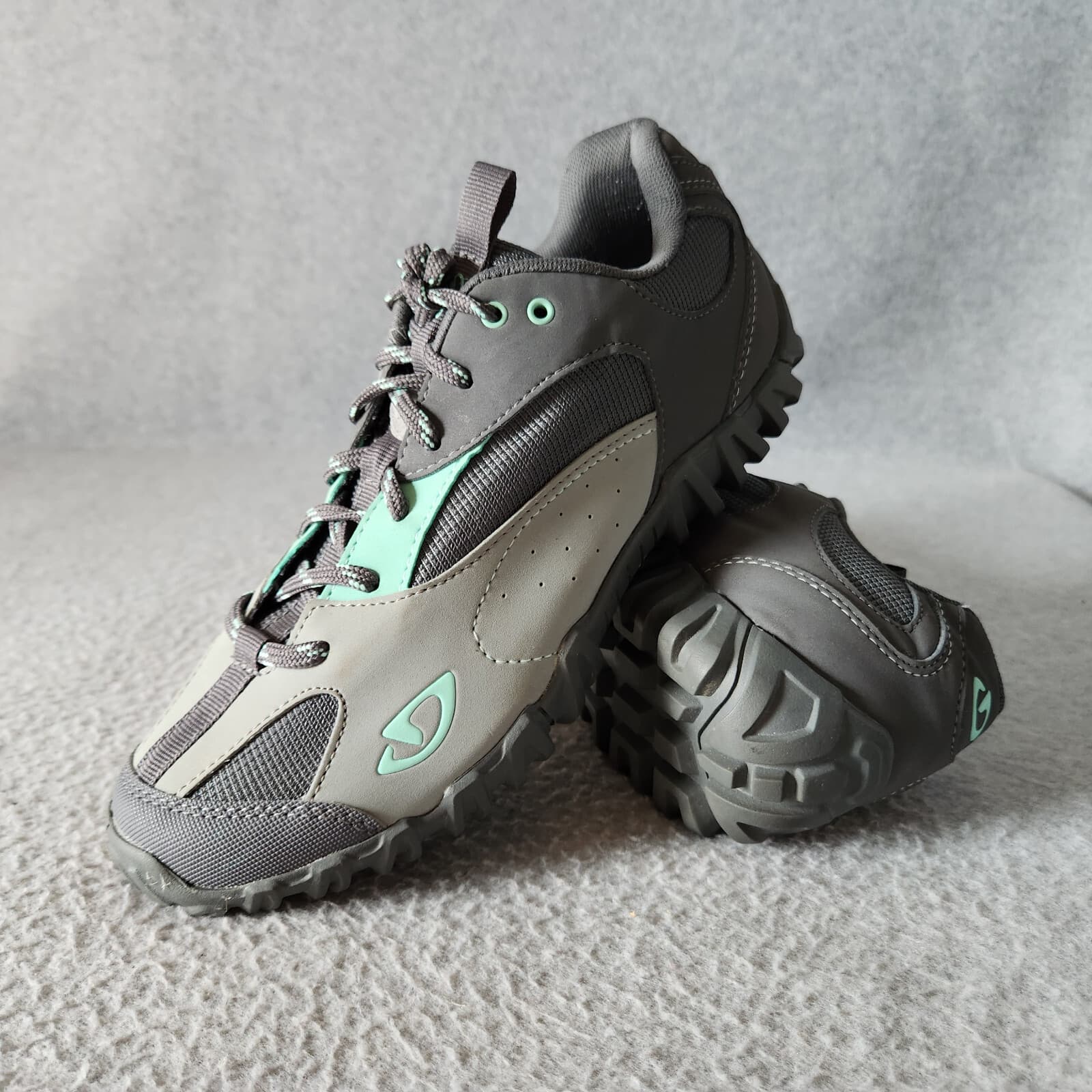 NWoB Giro Petra Cycling Walking-Hiking Shoes Comfort Lace Grey Green Women EU40 - Thumbnail 3