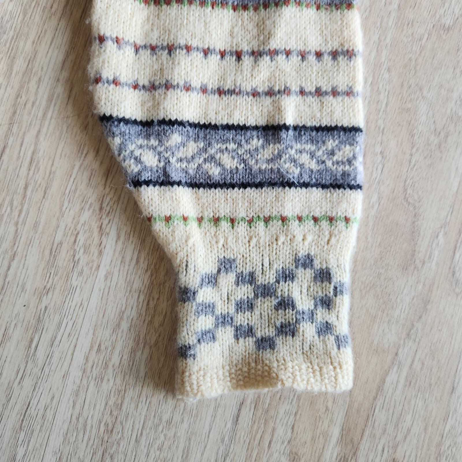 Sweet Baby Jamie by Jamie Mizrahi Nordic Novelty Stripe Sweater Beige Women's XL - Thumbnail 8