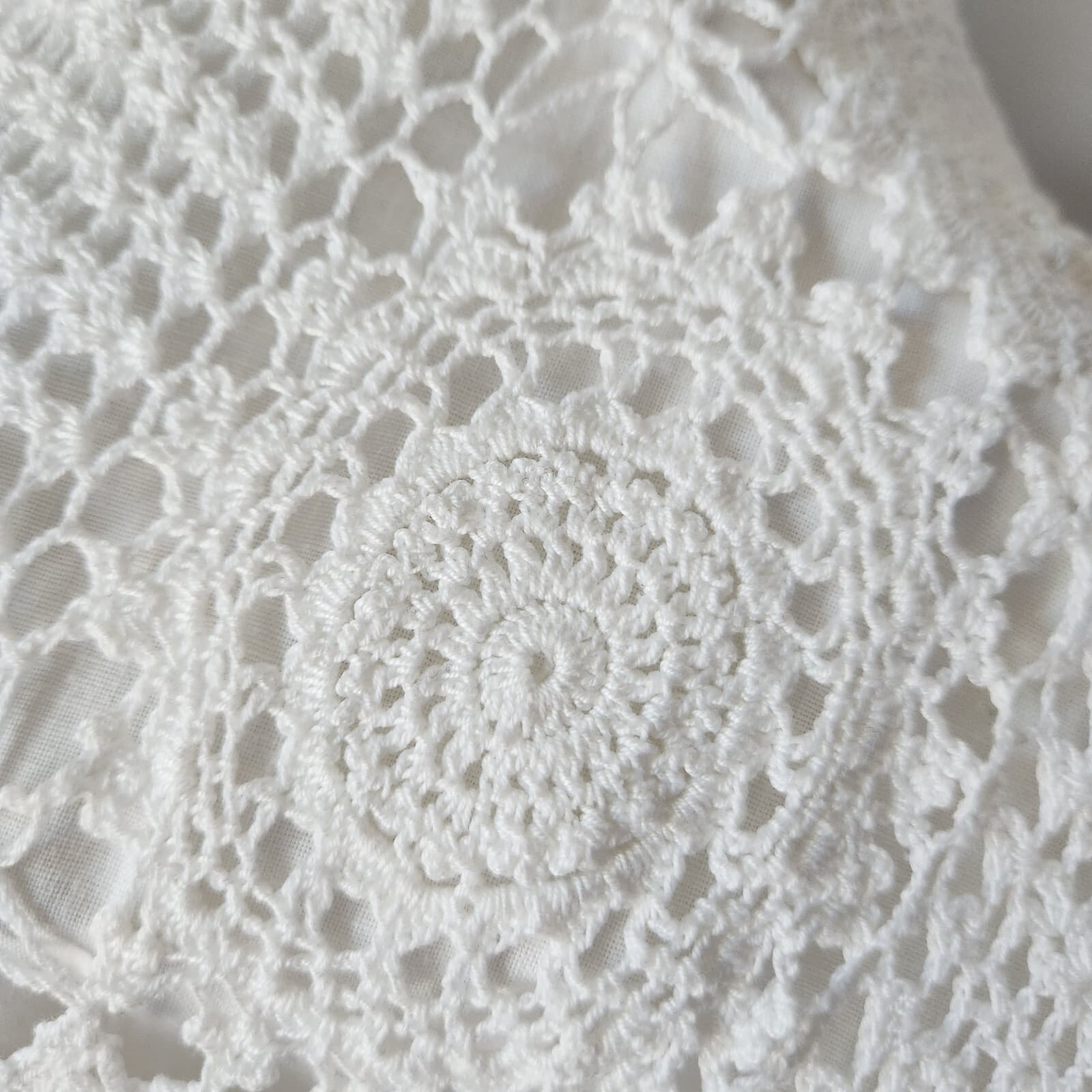 Vintage 1970s Hand Crochet Dress Line White Cotton Lace Elastic Waist Bust 40" - Thumbnail 3