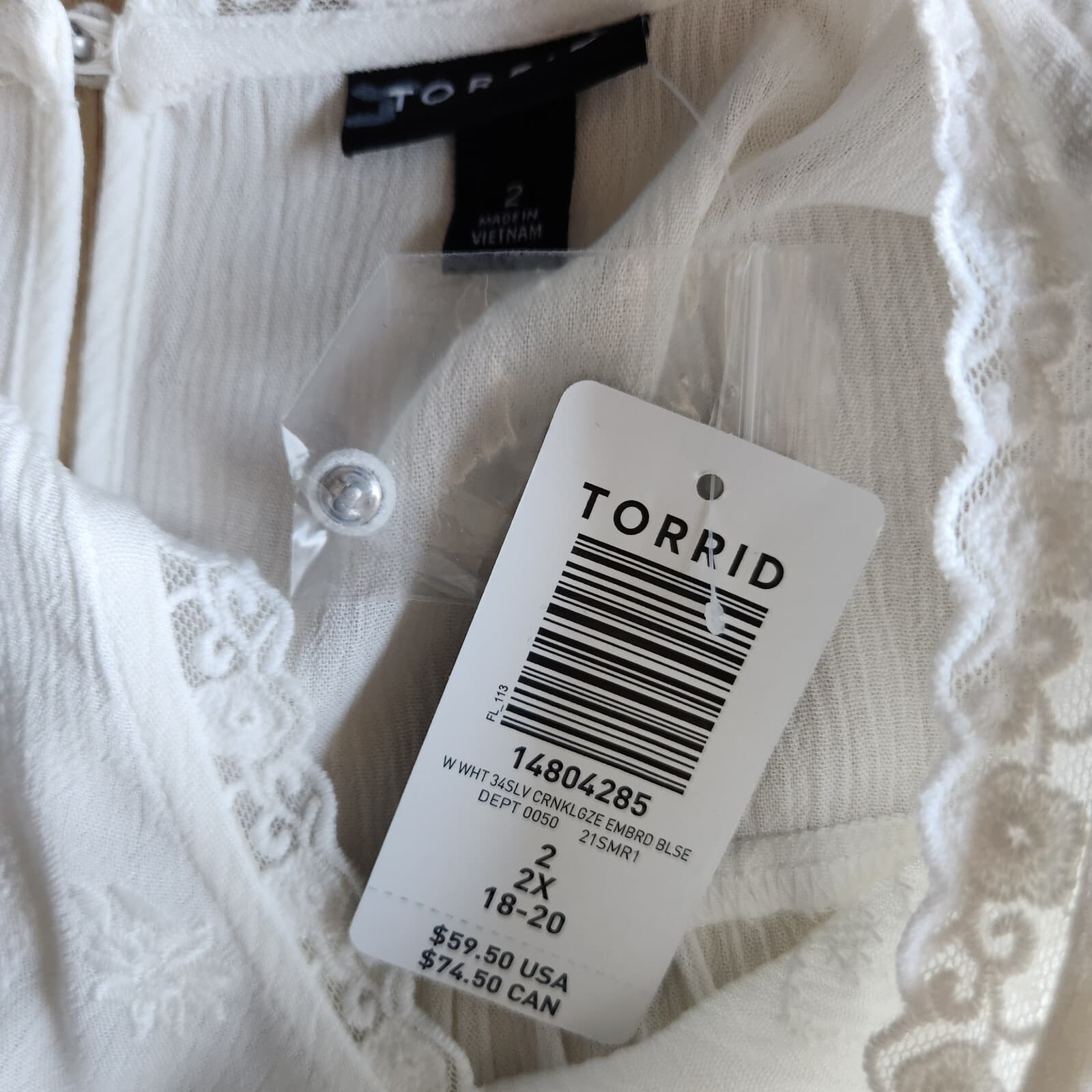 NWT Torrid Crinkle Gauze Embroidered Lace Trim Blouse 3/4 Sleeve White Sz.2X $60 - Thumbnail 11